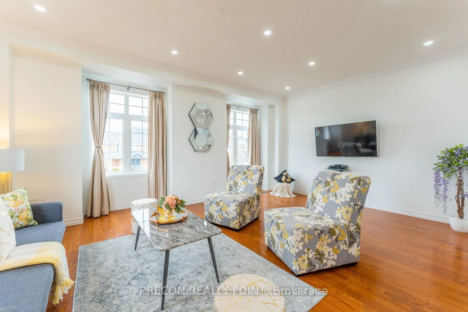 4745 Glasshill Grove, #UPPER