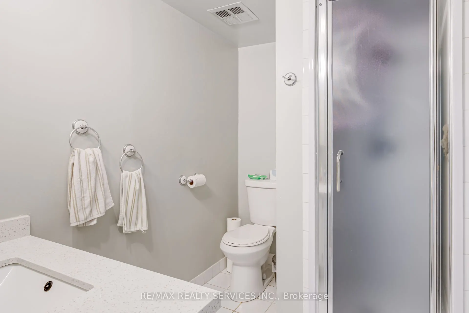 3650 Kaneff Crescent, #1508