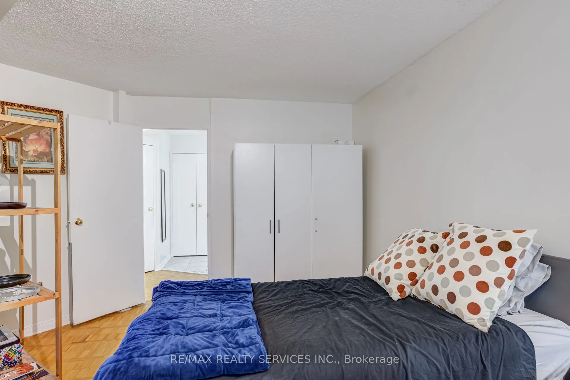 3650 Kaneff Crescent, #1508