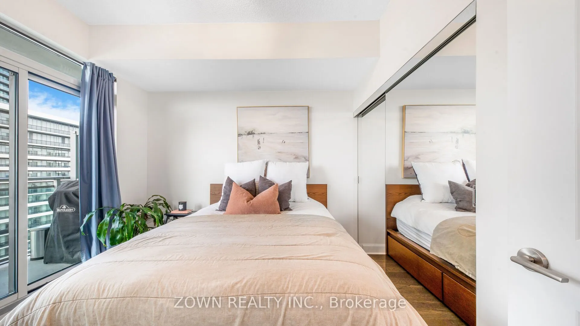 33 Shore Breeze Drive, #1206
