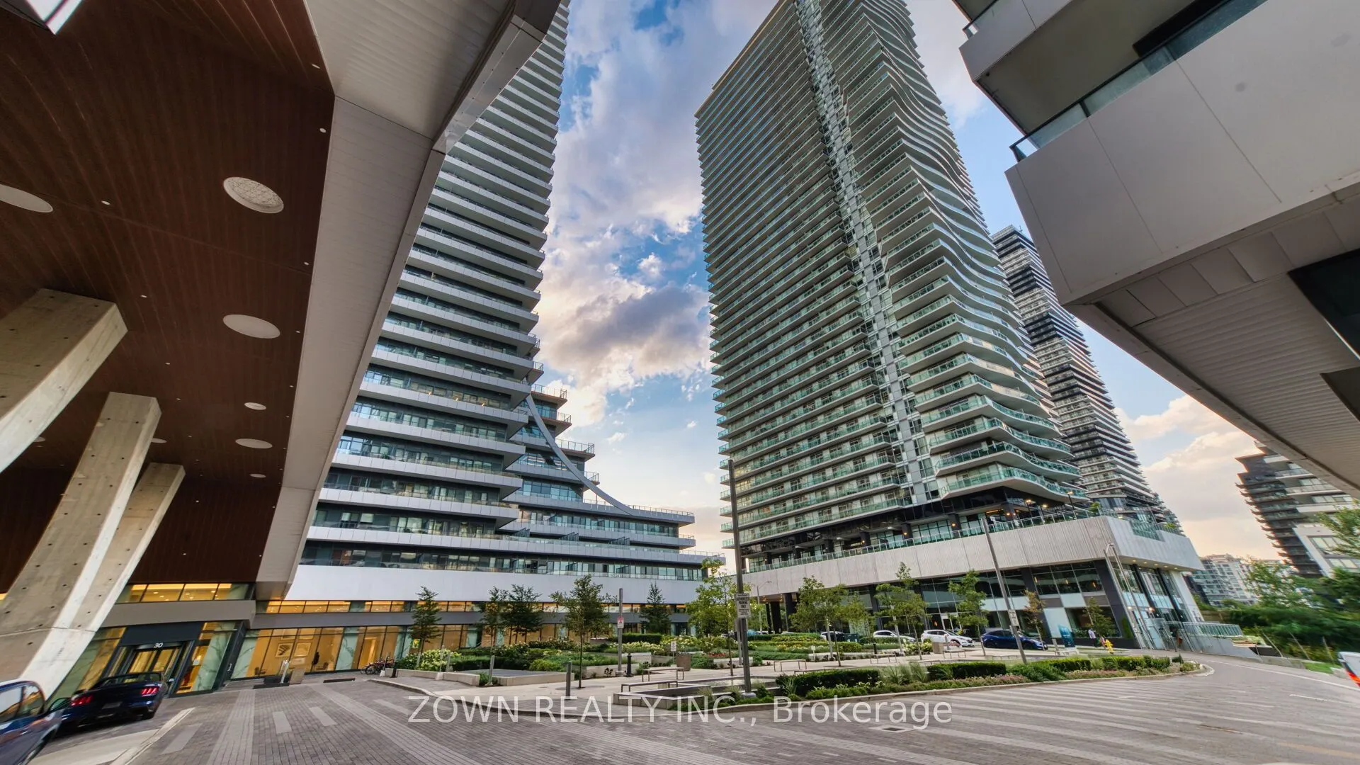 33 Shore Breeze Drive, #1206
