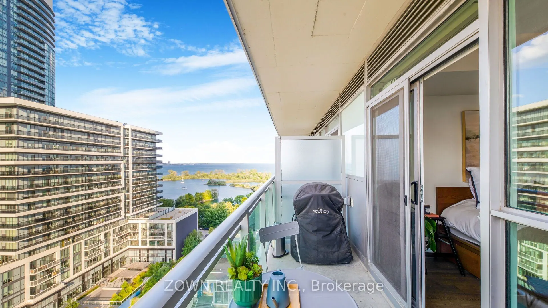 33 Shore Breeze Drive, #1206