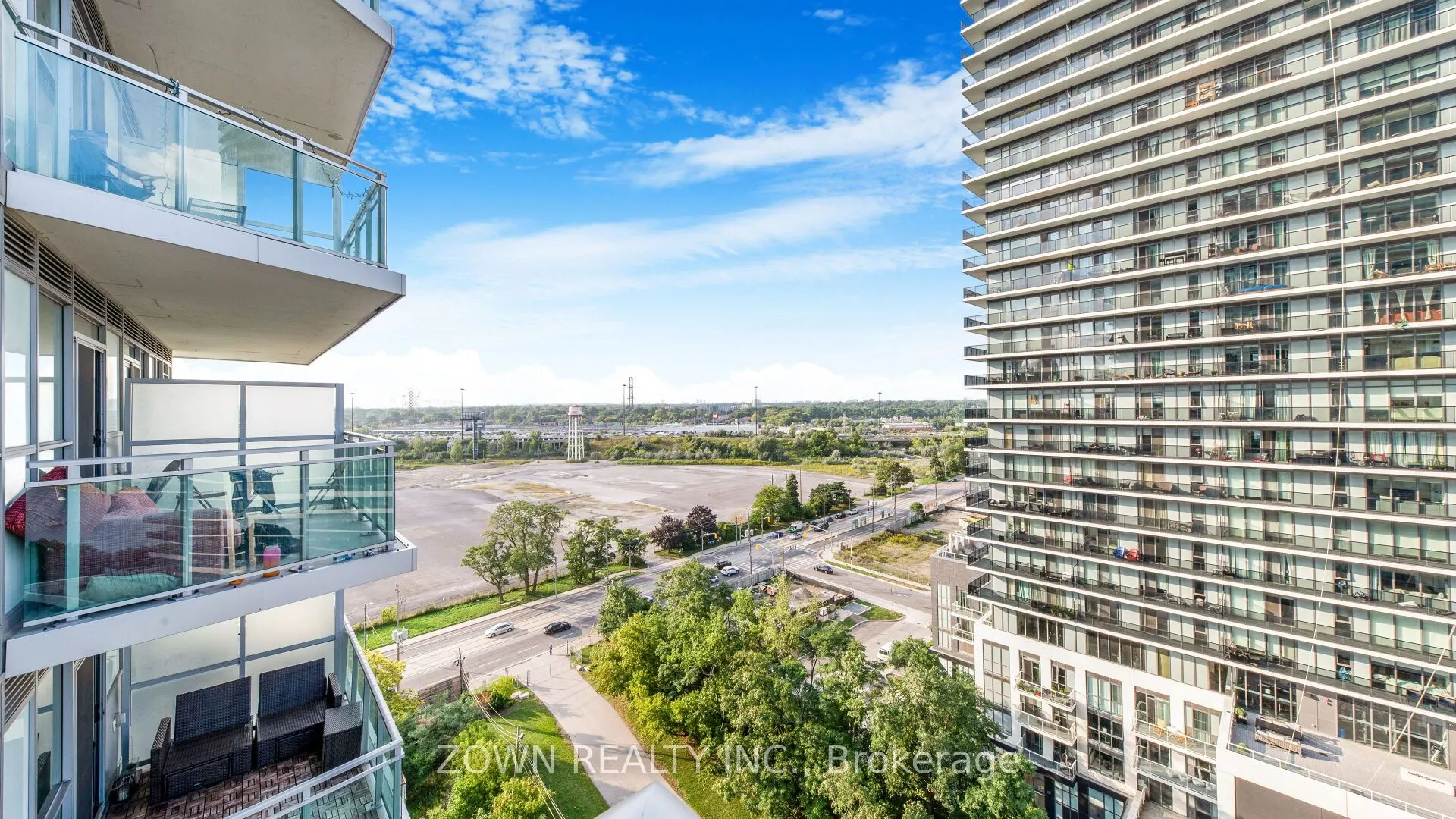 33 Shore Breeze Drive, #1206