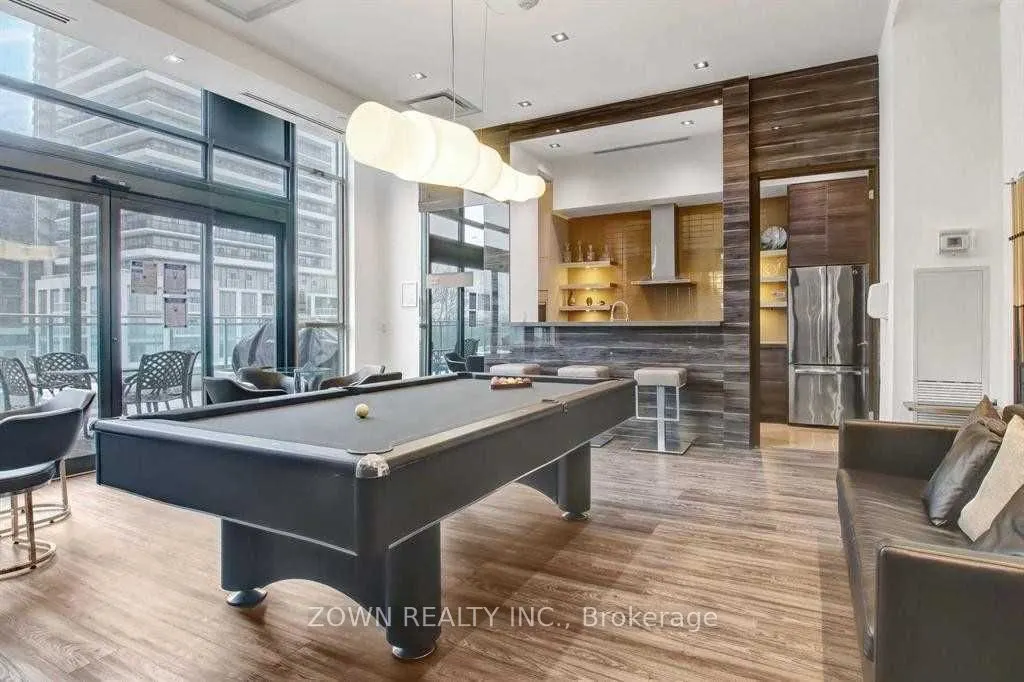 33 Shore Breeze Drive, #1206