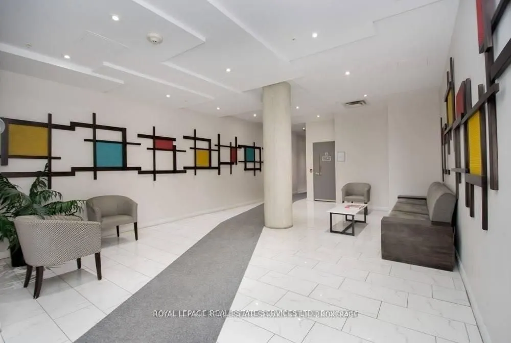 760 The Queensway, #412