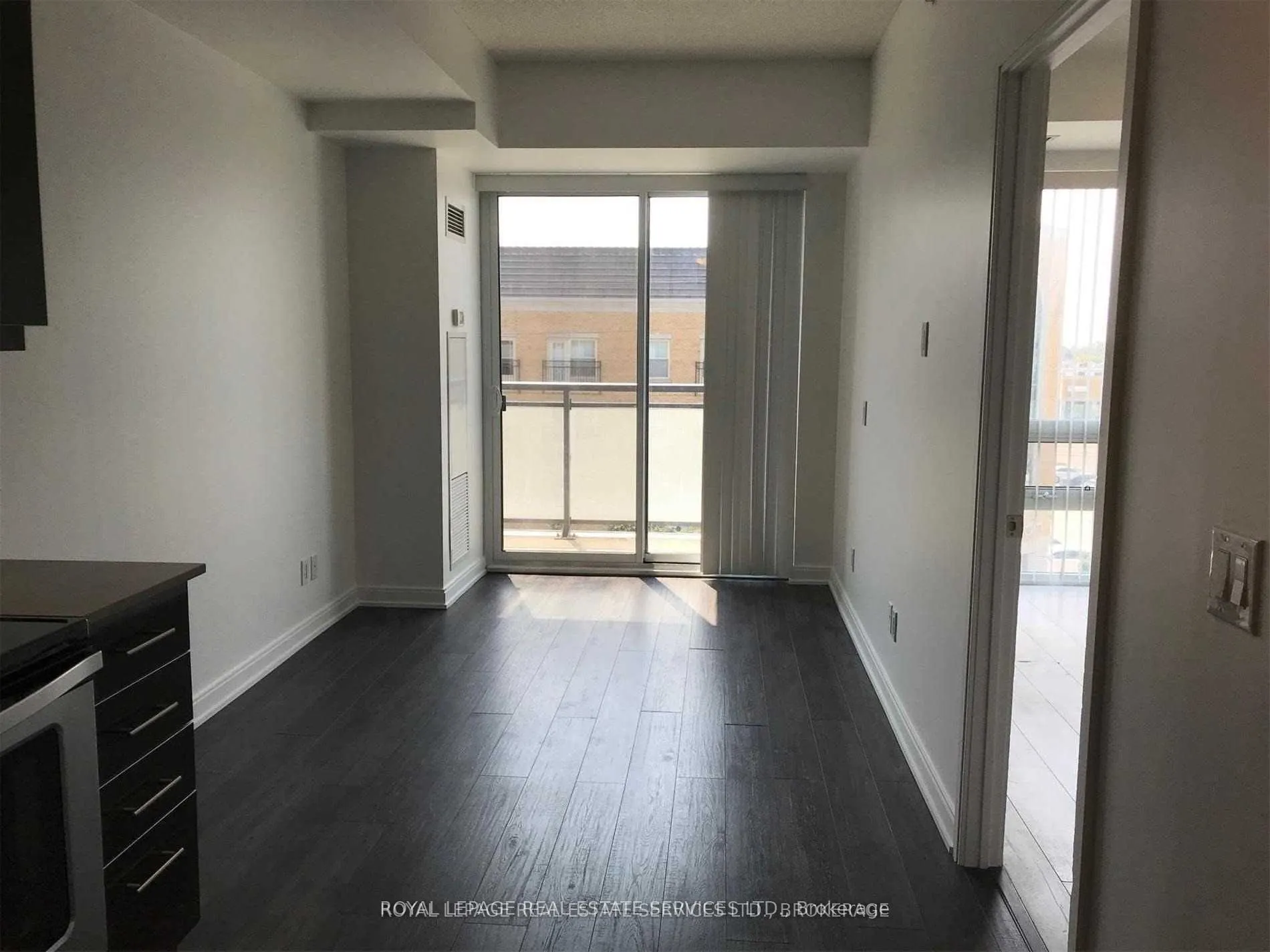 760 The Queensway, #412