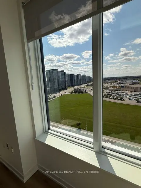 2485 Eglinton Avenue, #0