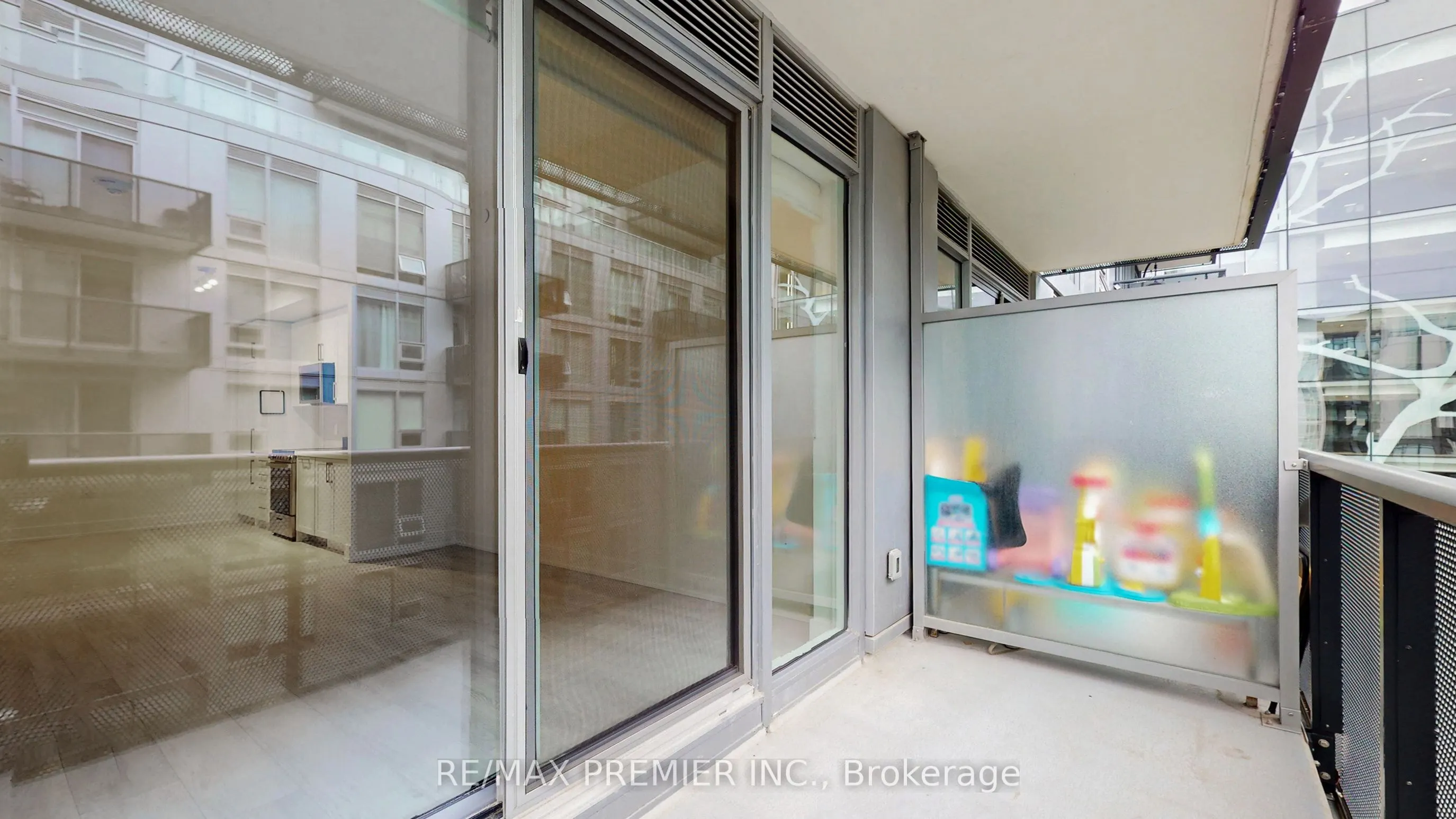 2450 Old Bronte Road, #429