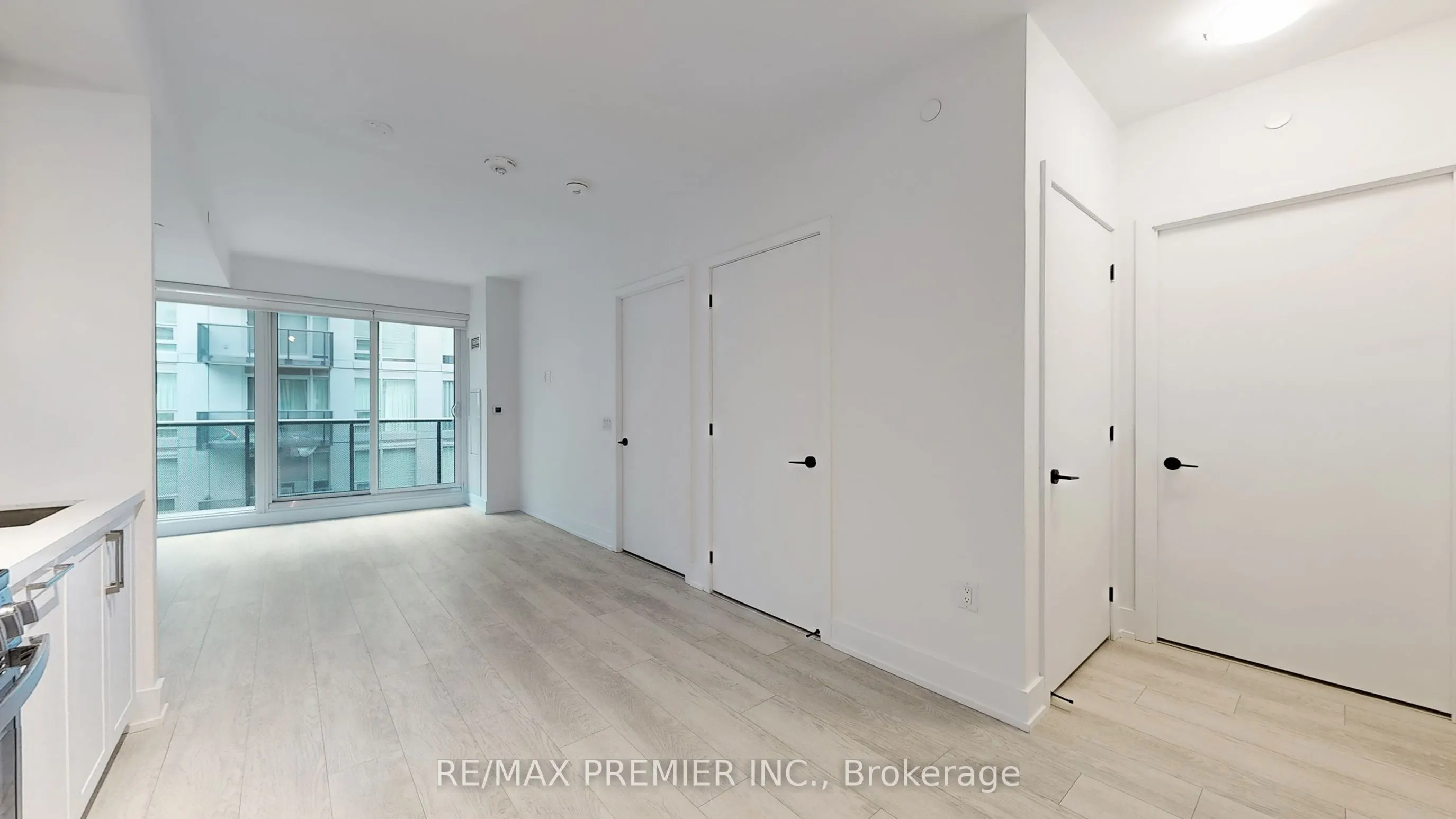 2450 Old Bronte Road, #429