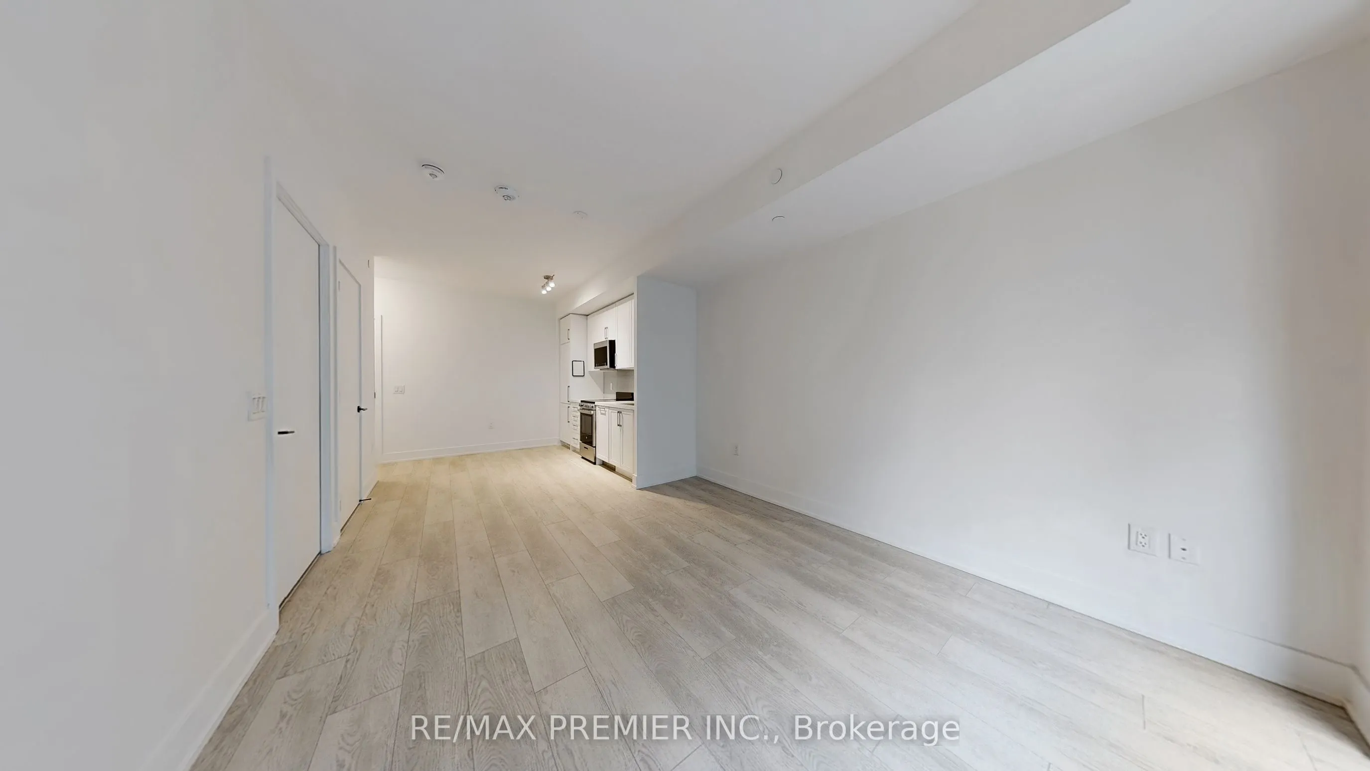 2450 Old Bronte Road, #429