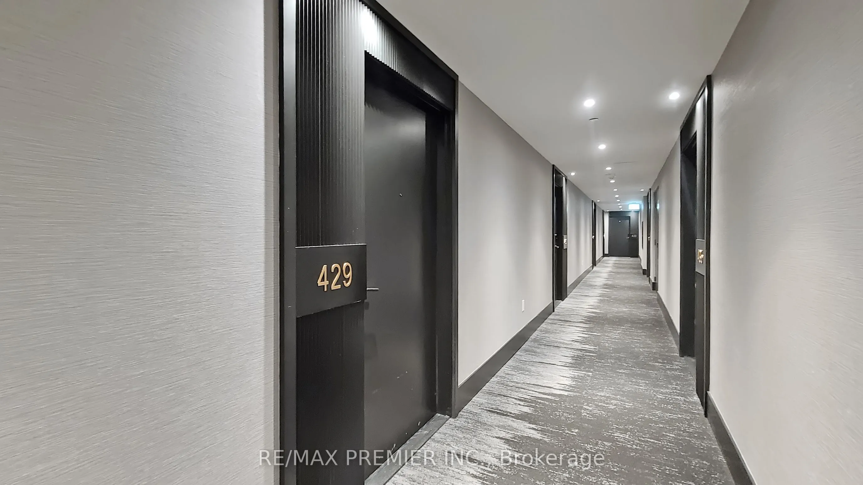 2450 Old Bronte Road, #429