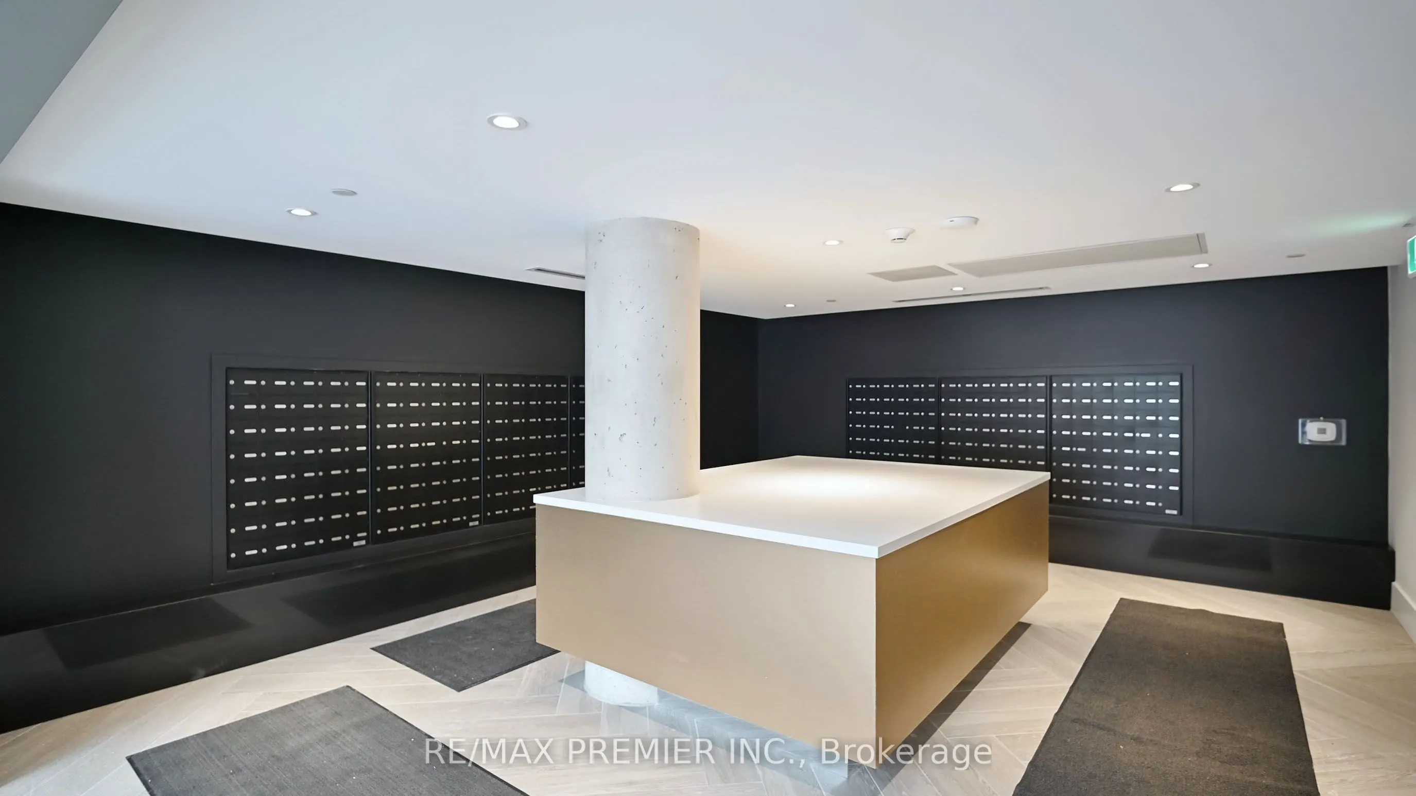 2450 Old Bronte Road, #429