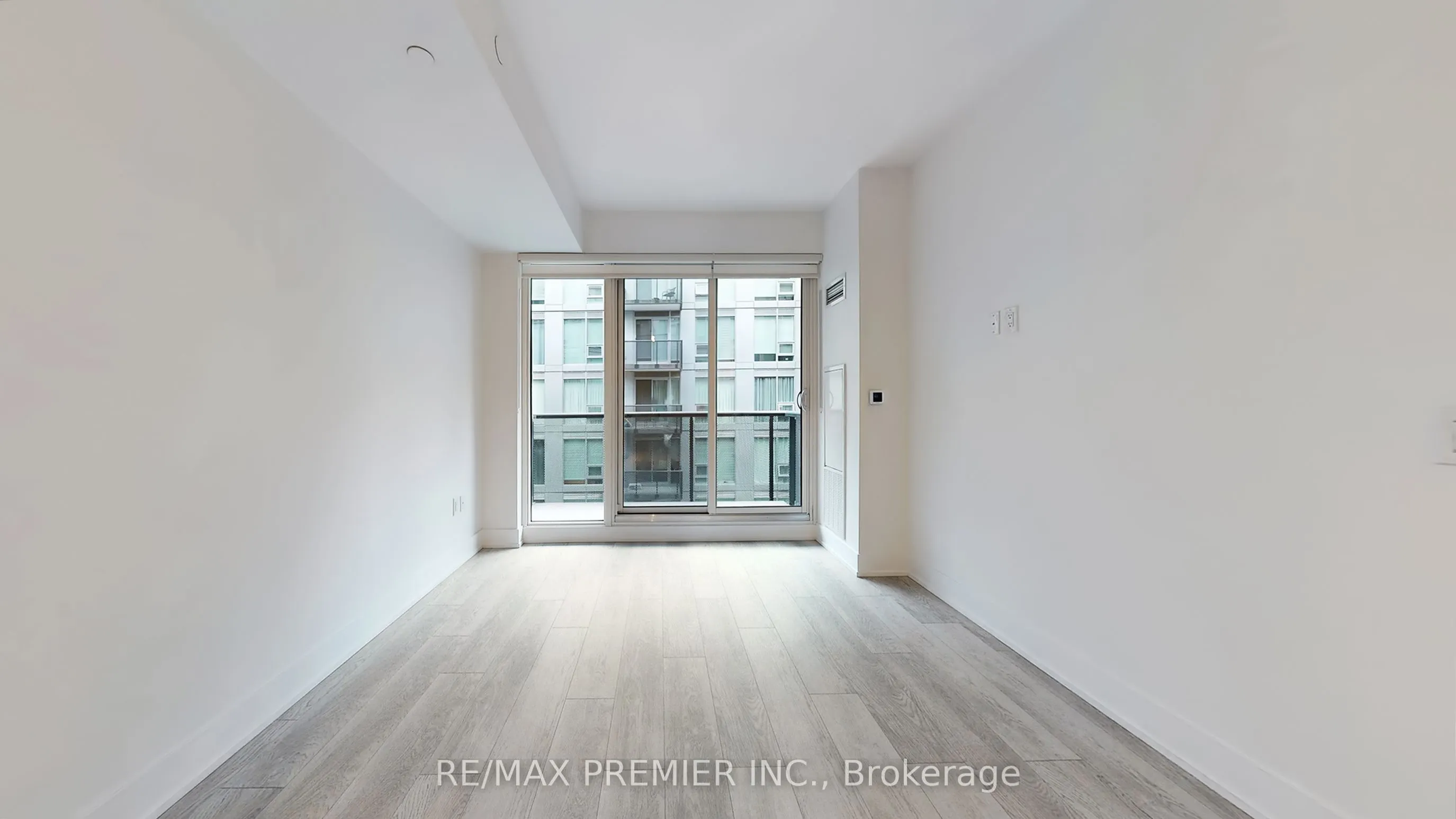 2450 Old Bronte Road, #429
