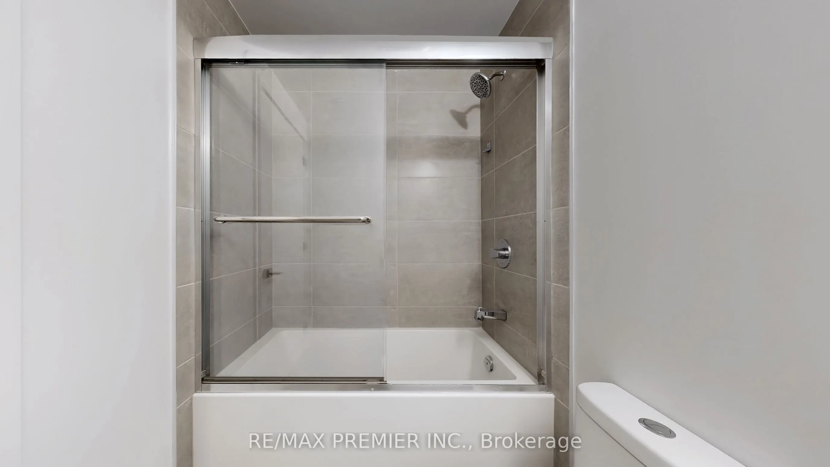 2450 Old Bronte Road, #429