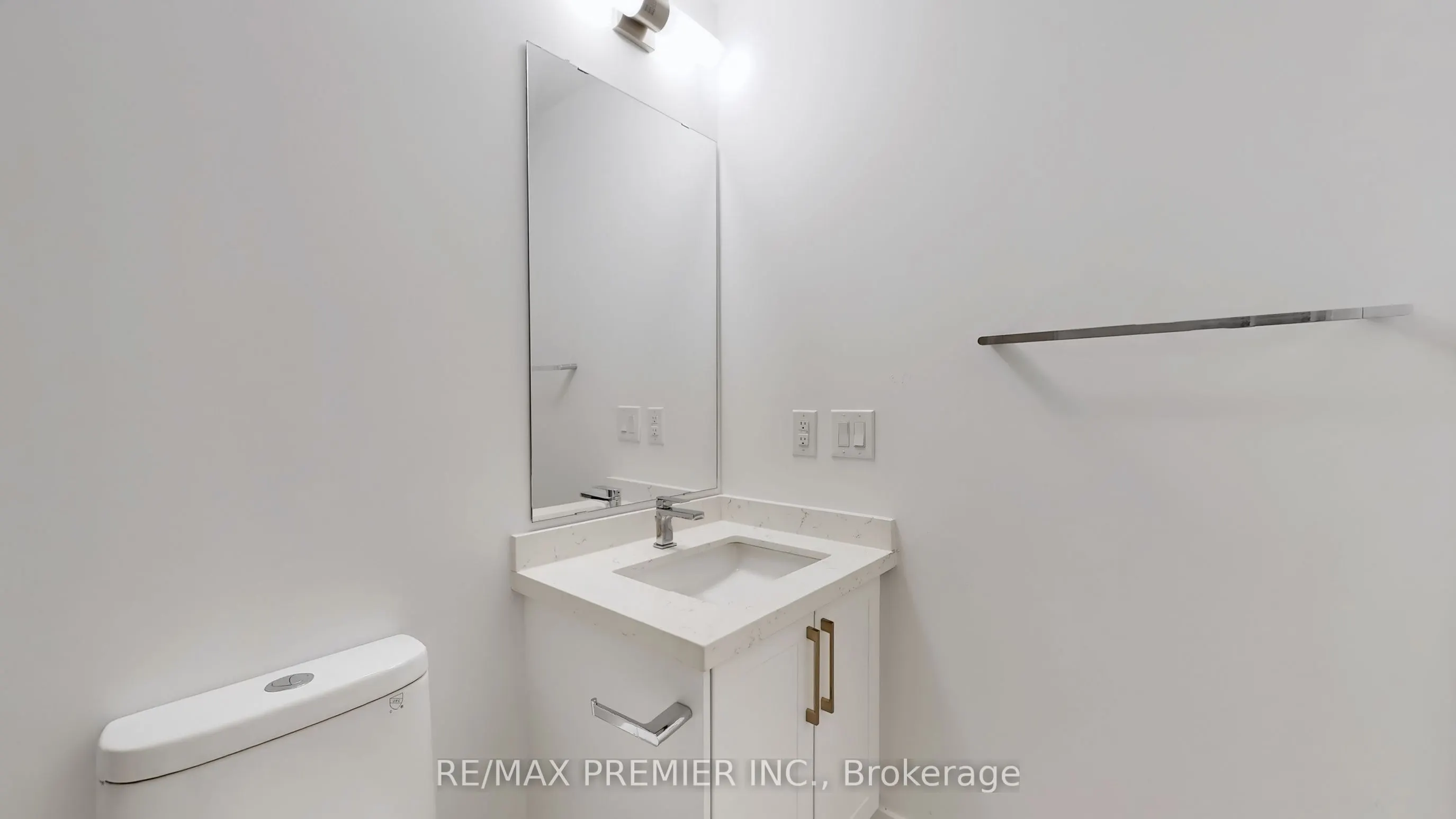 2450 Old Bronte Road, #429