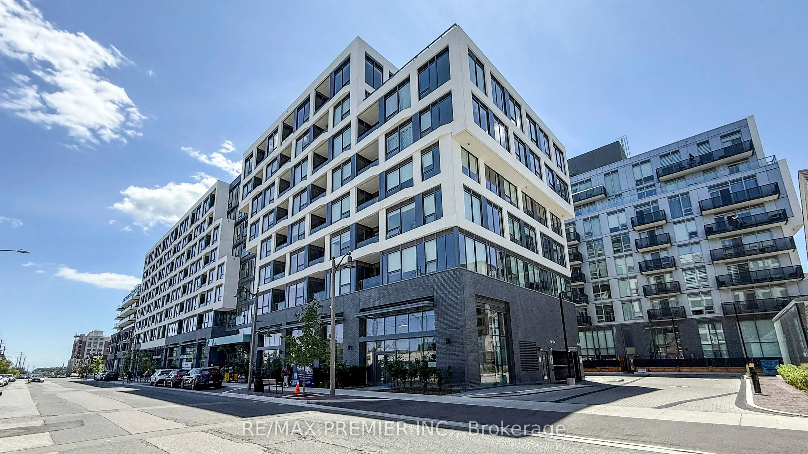 2450 Old Bronte Road, #429