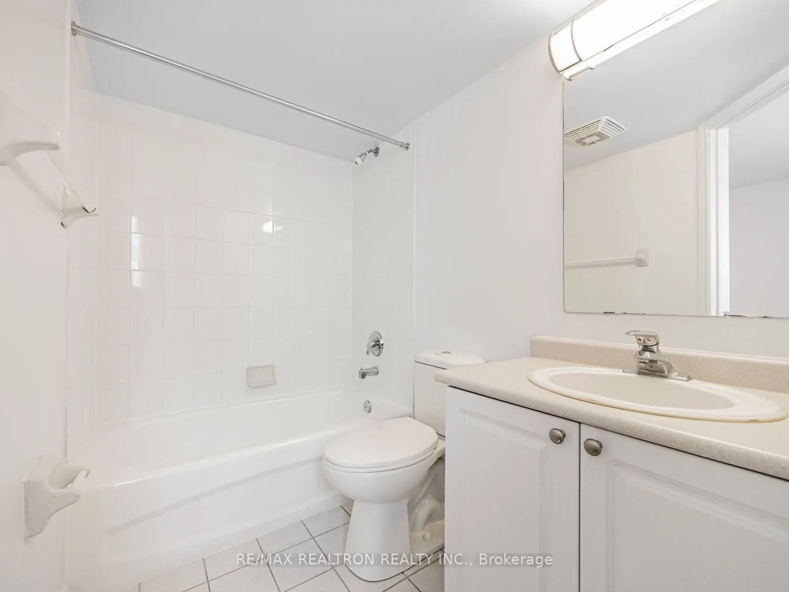 1407 Dupont Street, #110