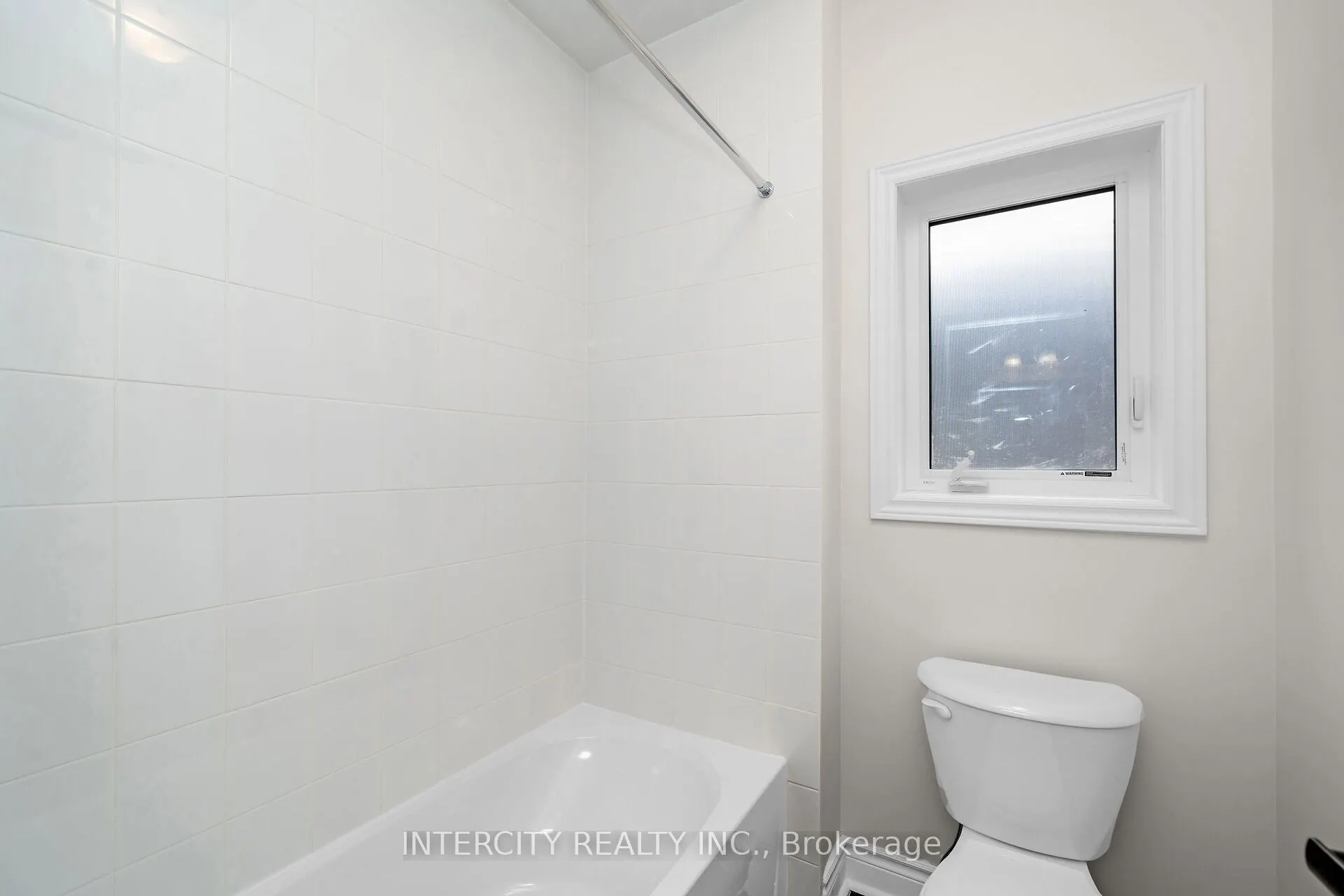 24 Keyworth Crescent