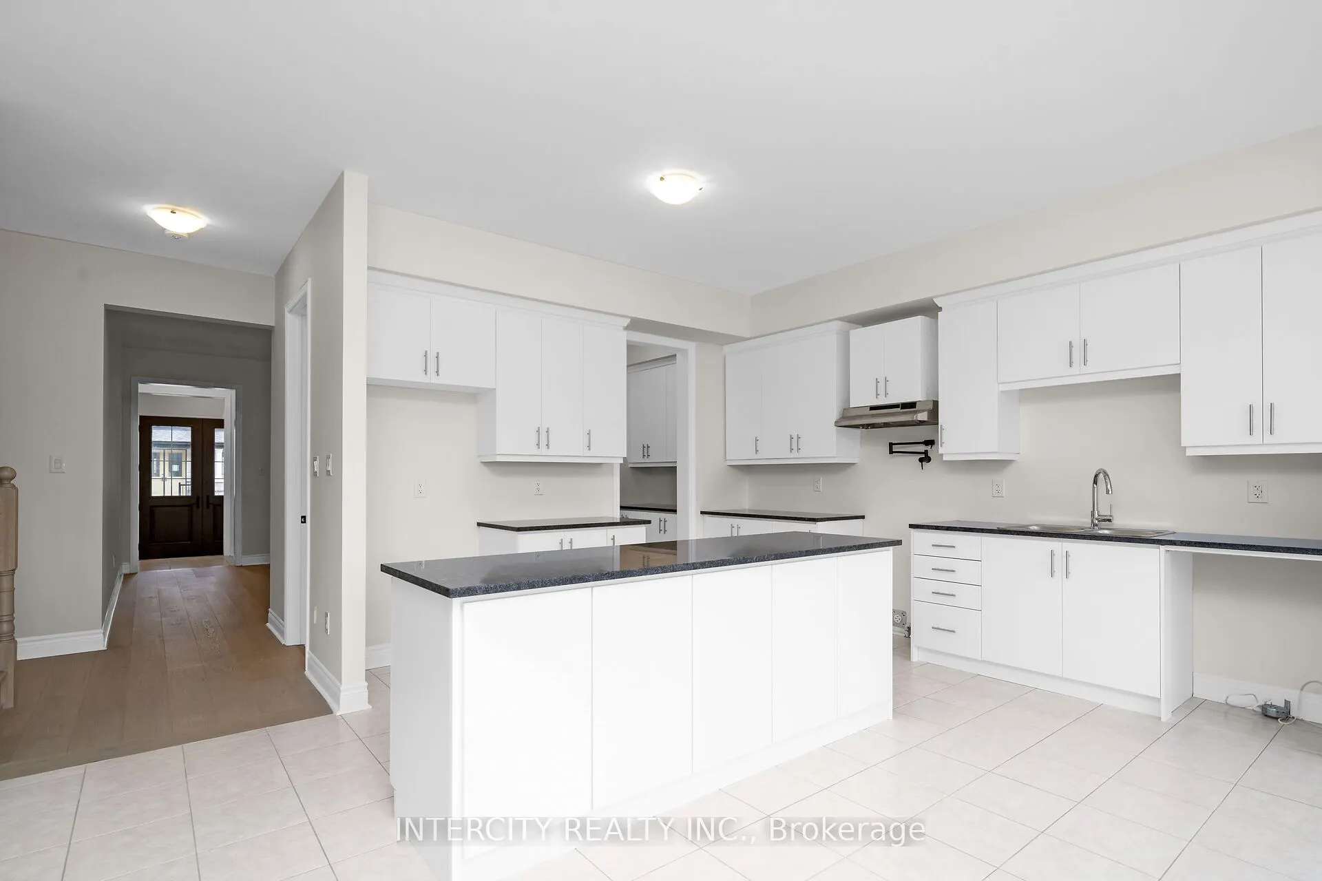 24 Keyworth Crescent