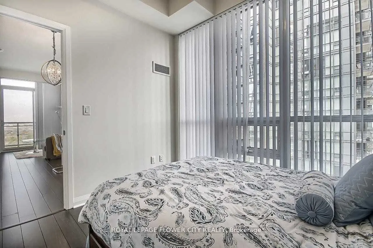 5033 Four Springs Avenue E, #1619