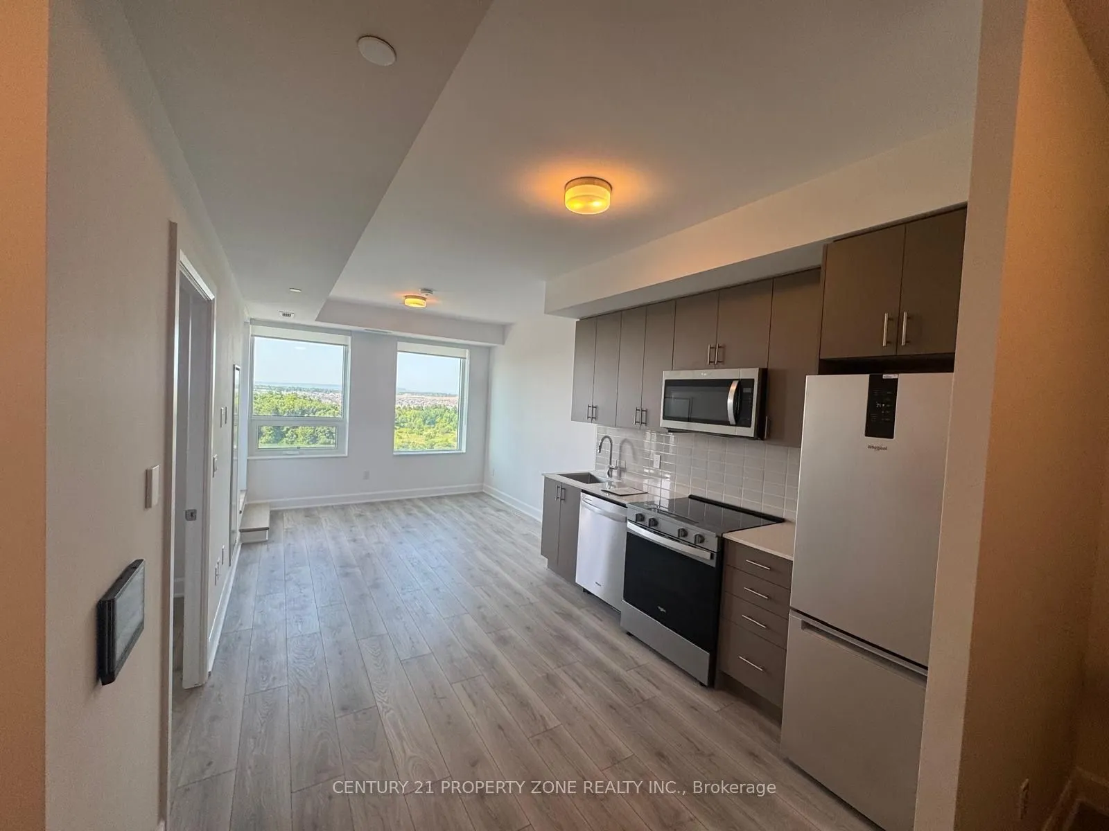 3240 William Colston Avenue, #907