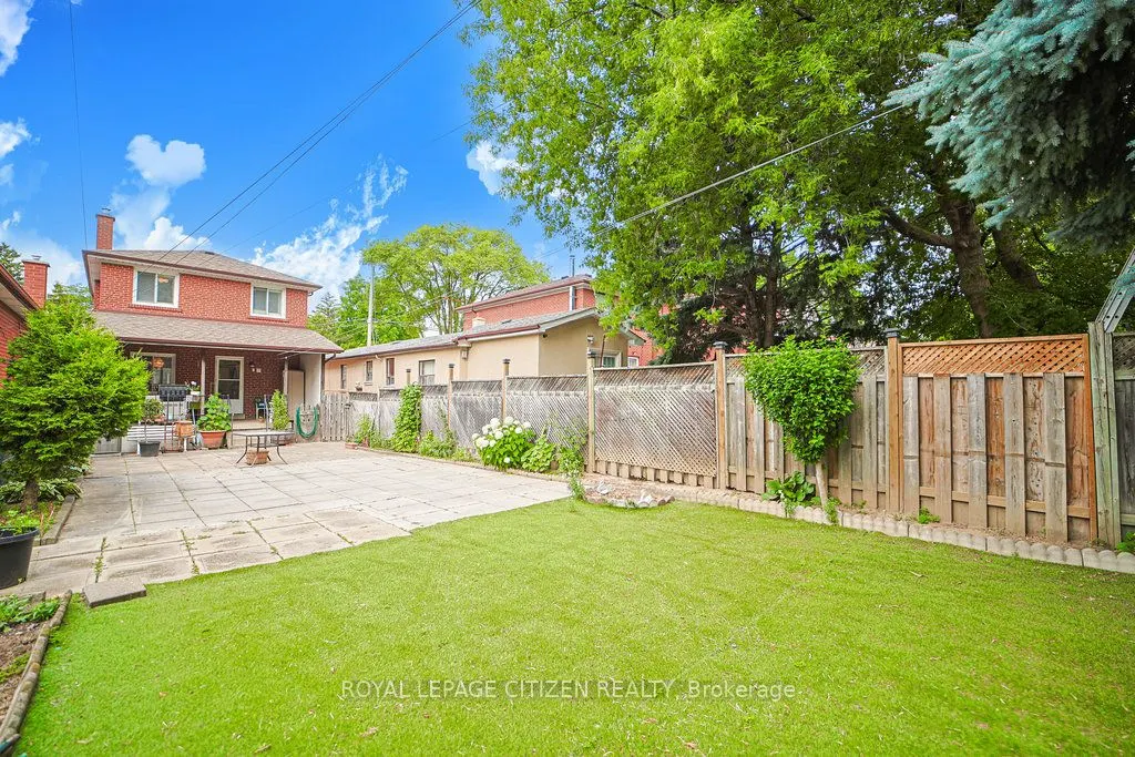 347 Harvie Avenue