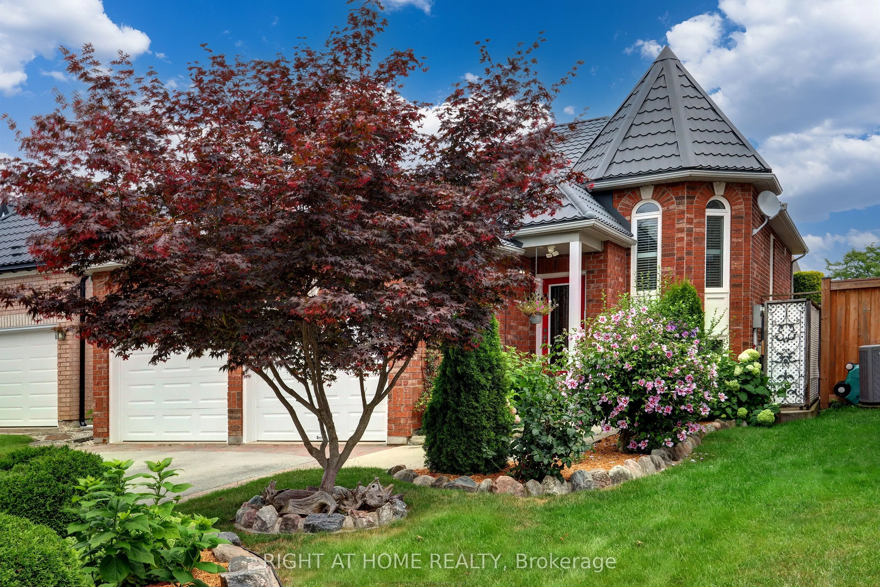 24 Huffmann Drive
