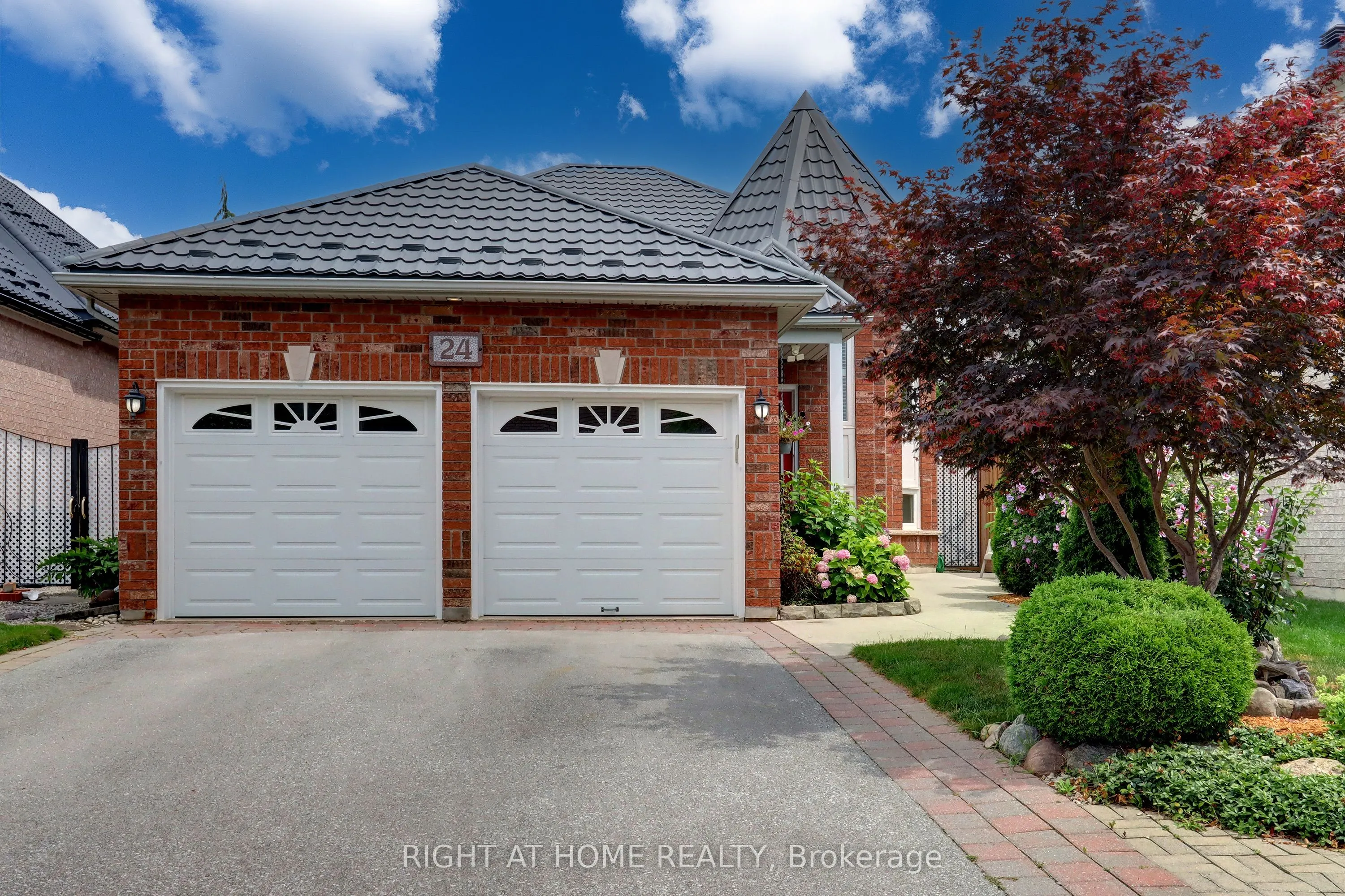 24 Huffmann Drive