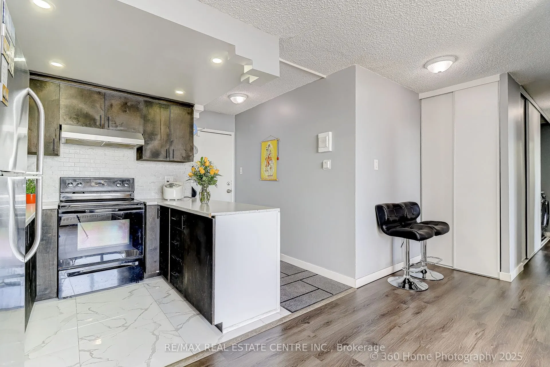 200 Lotherton Pathway, #1108