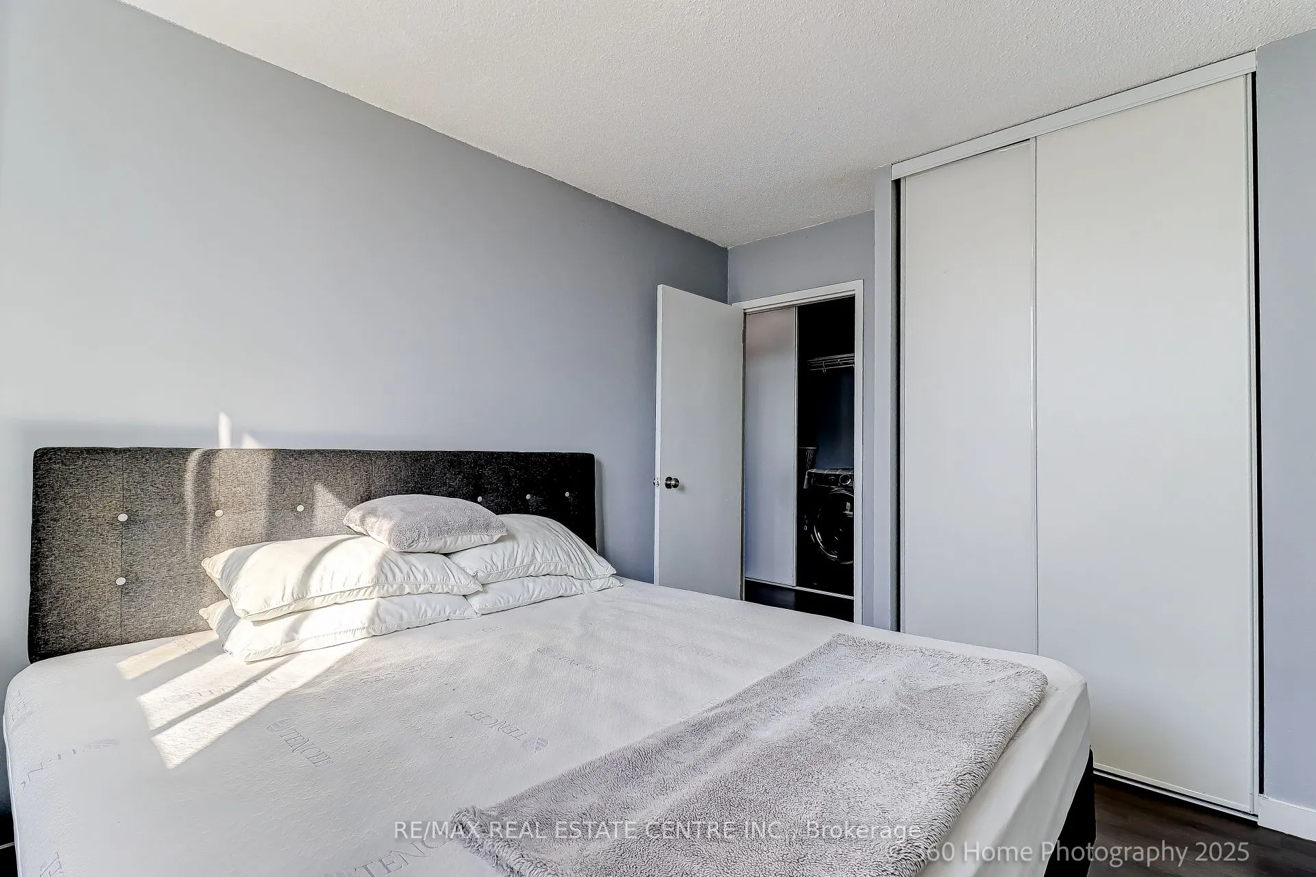 200 Lotherton Pathway, #1108