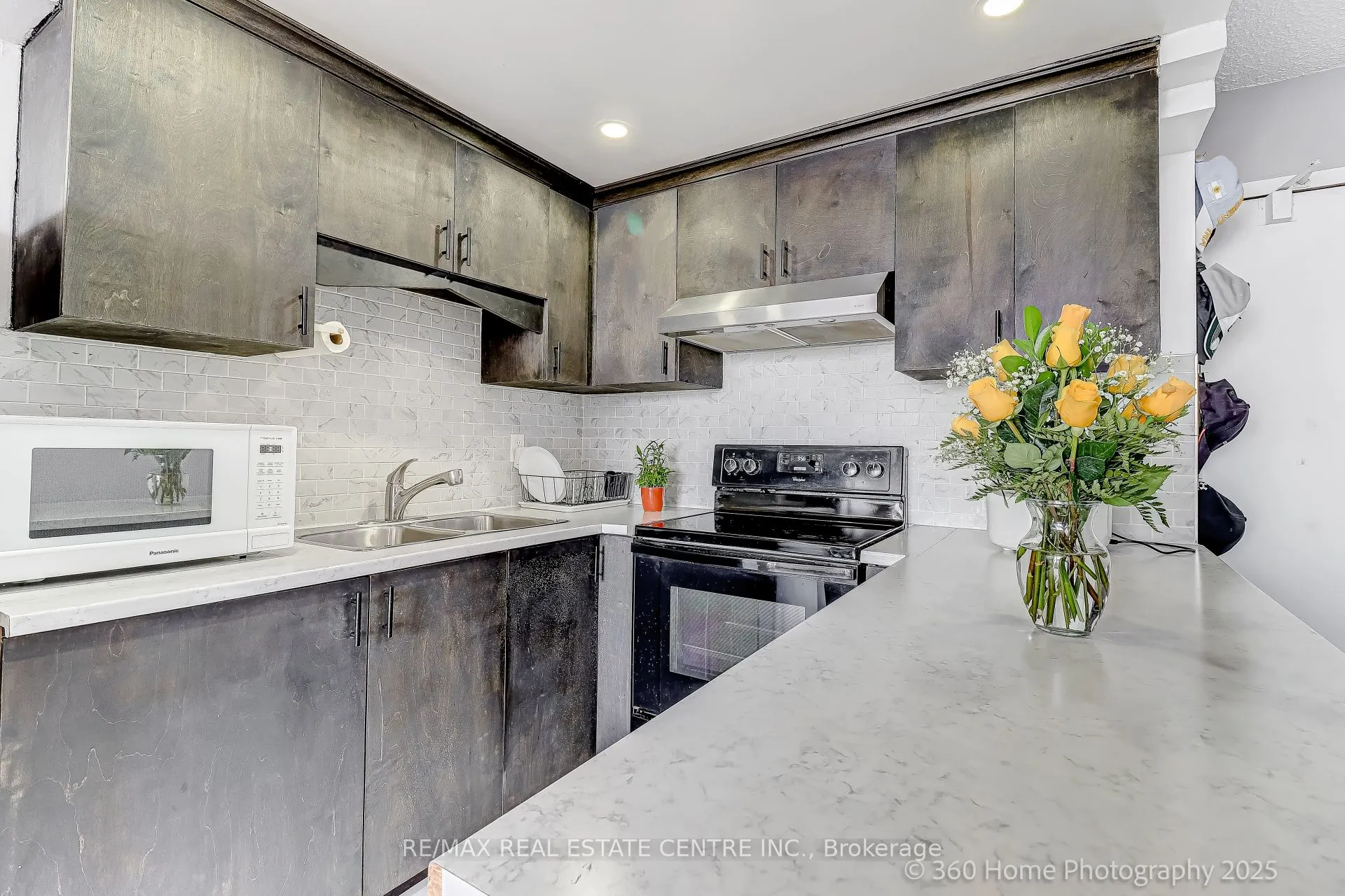 200 Lotherton Pathway, #1108