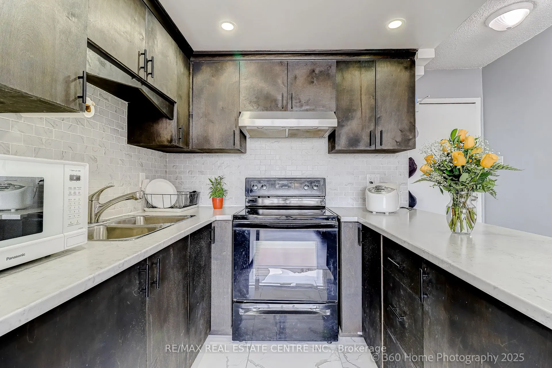 200 Lotherton Pathway, #1108