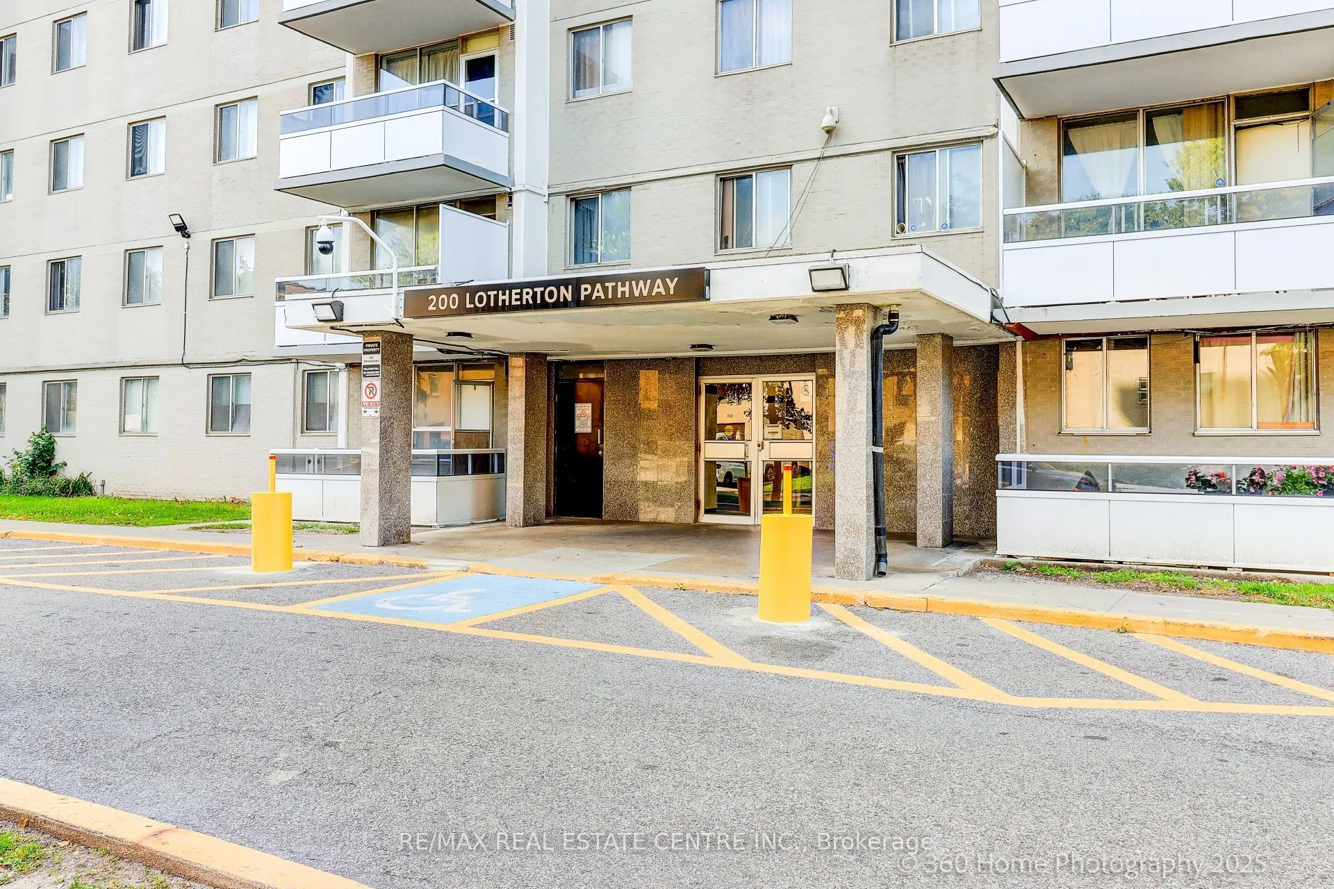 200 Lotherton Pathway, #1108