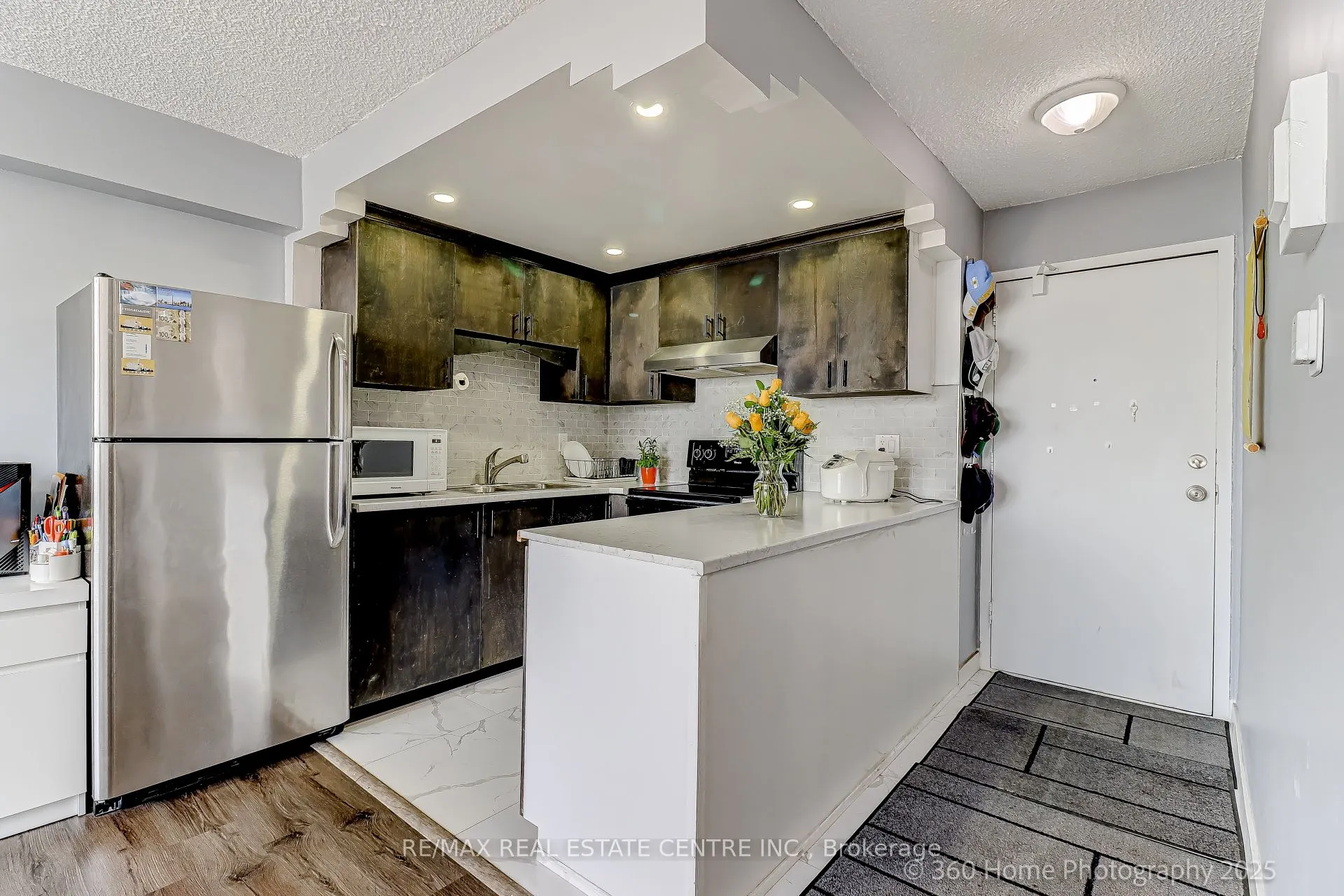 200 Lotherton Pathway, #1108