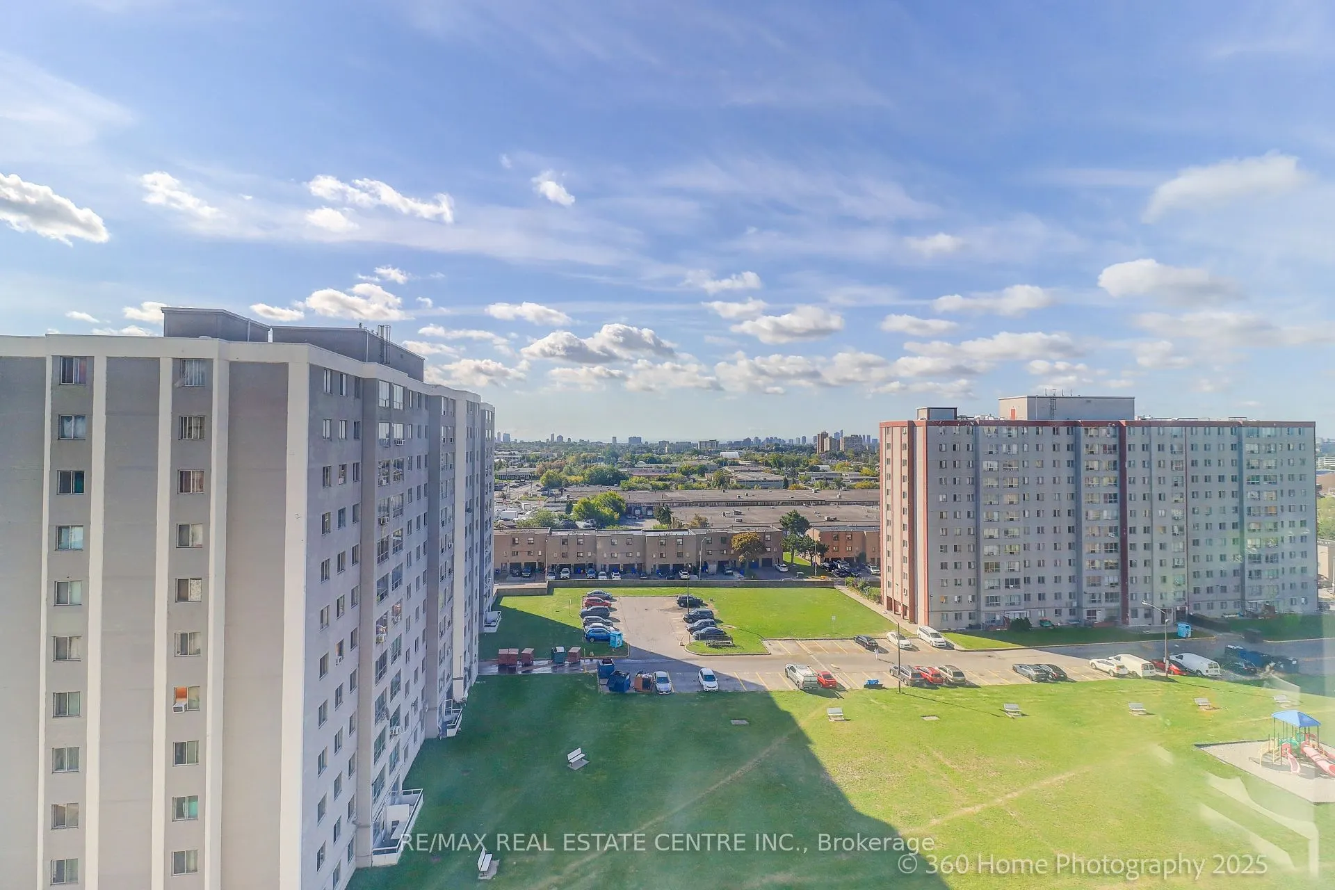 200 Lotherton Pathway, #1108