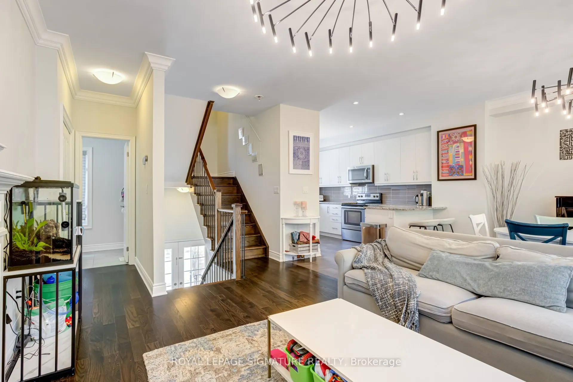 1223 Azinger Lane