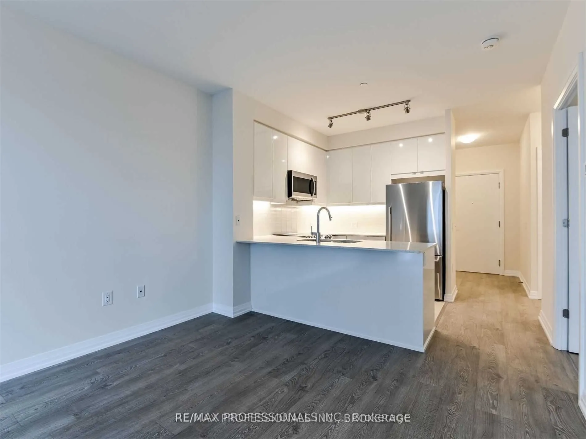 50 Thomas Riley Road, #801