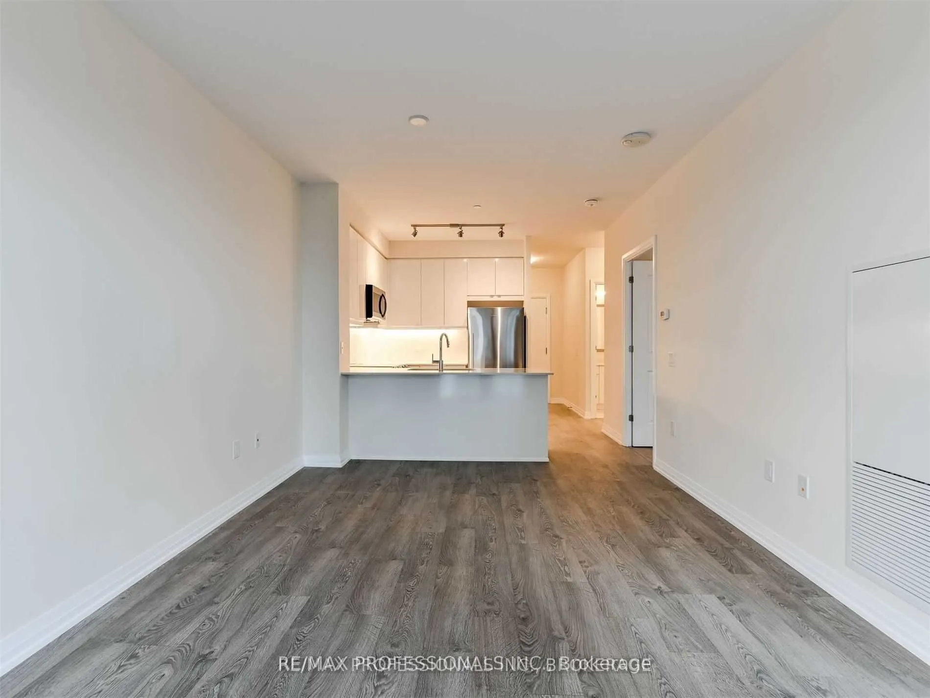 50 Thomas Riley Road, #801