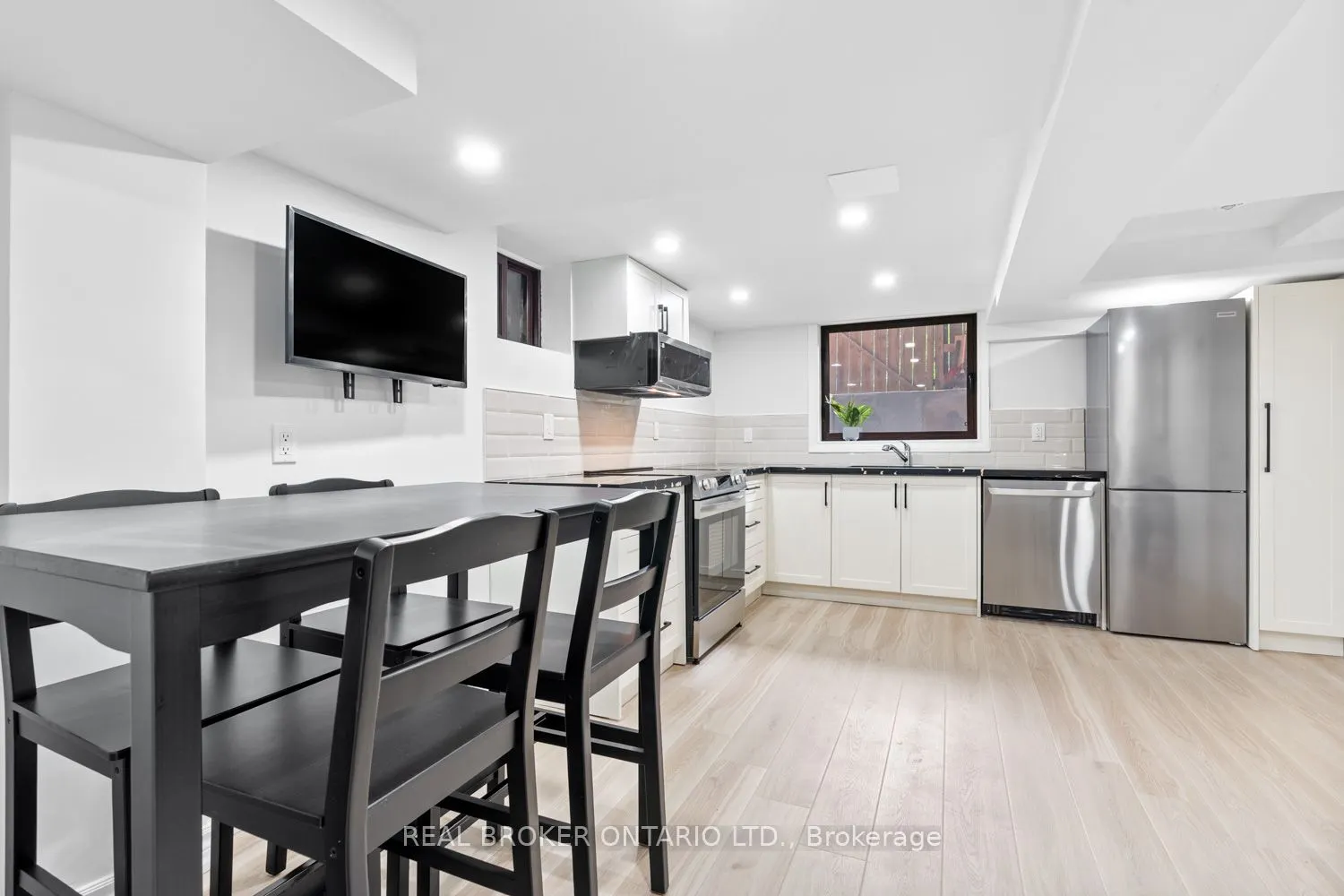 #2 343 Prince Edward Drive N, ##2
