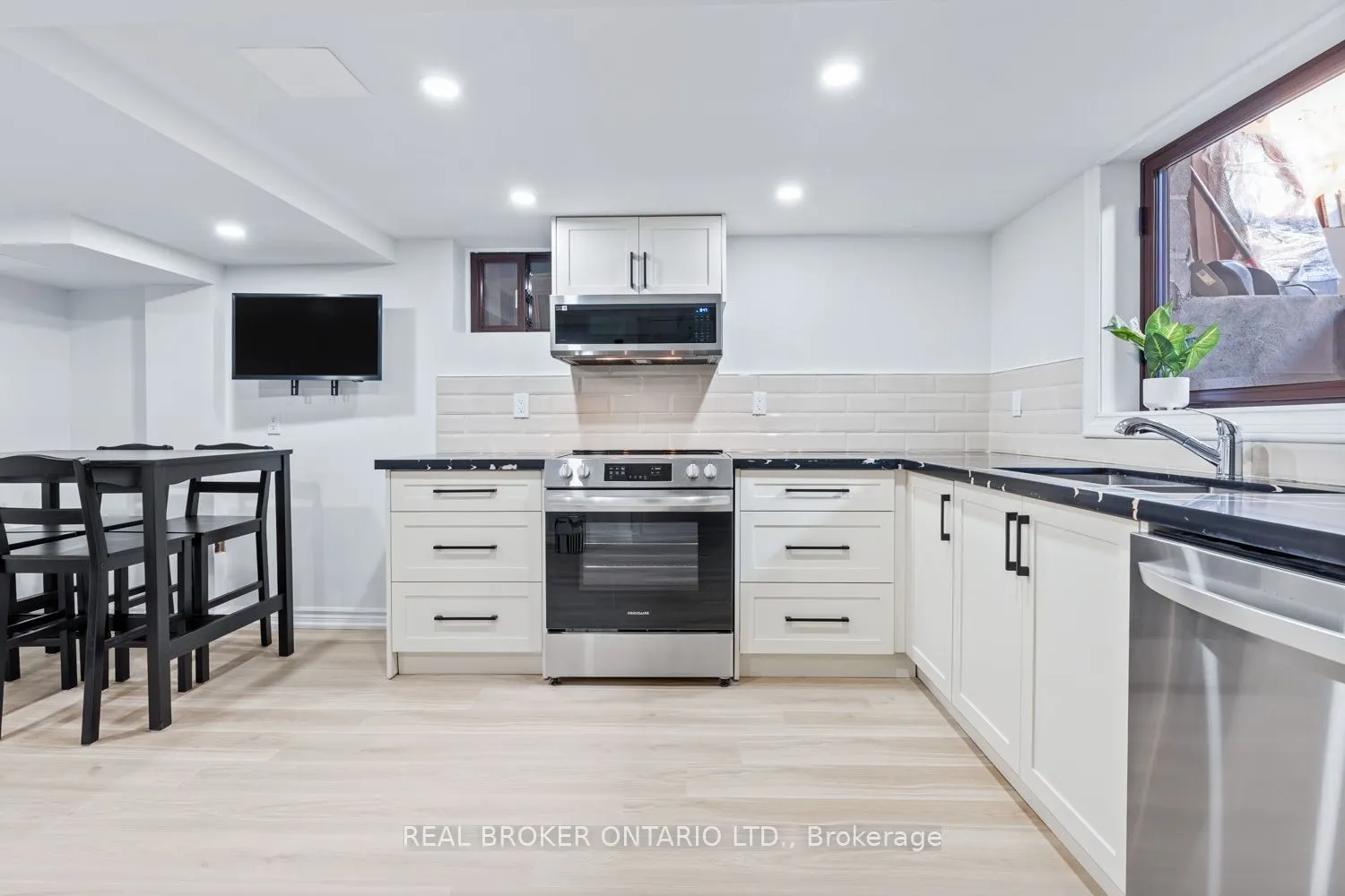 #2 343 Prince Edward Drive N, ##2