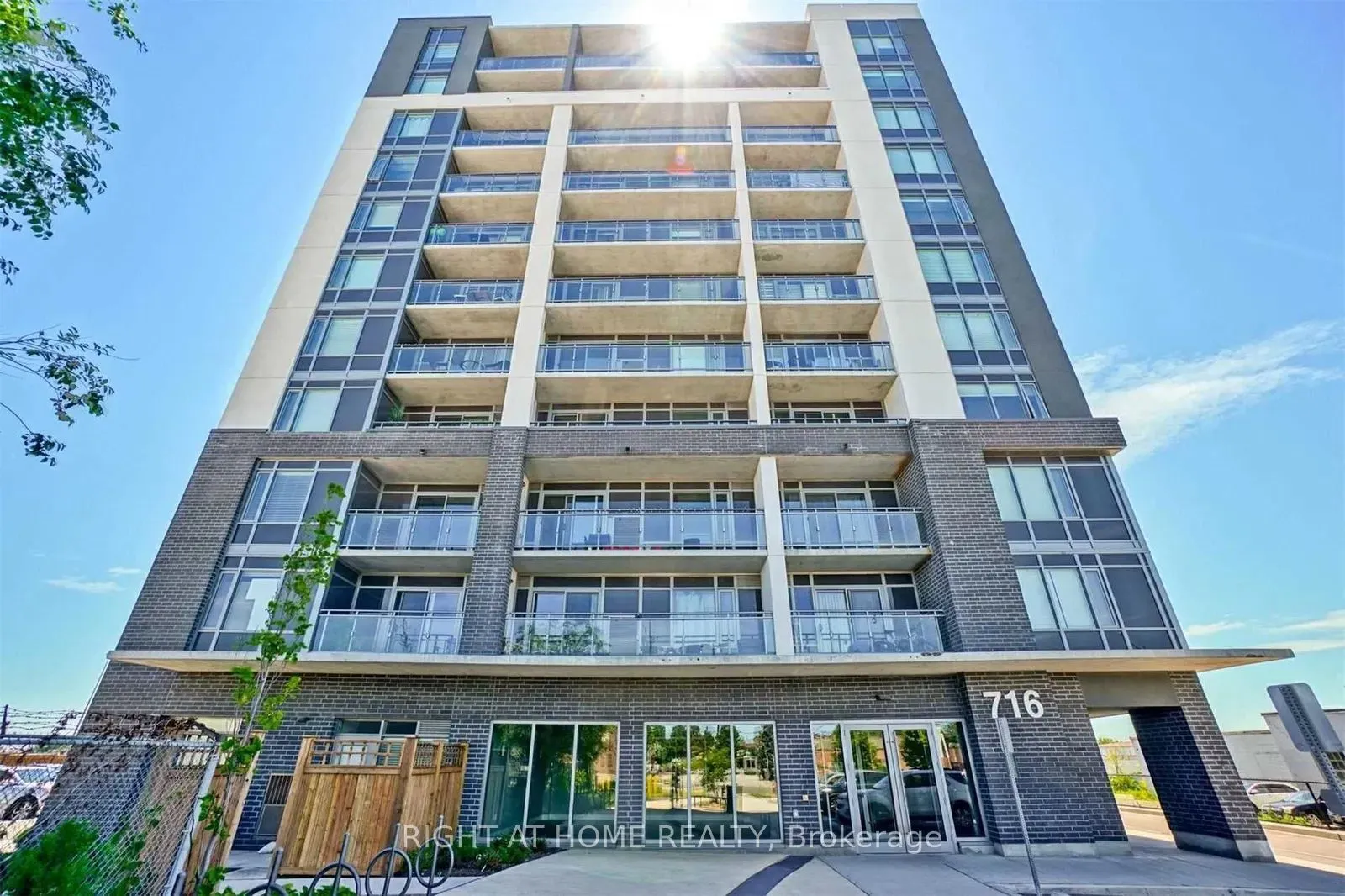716 Main Street E, #101
