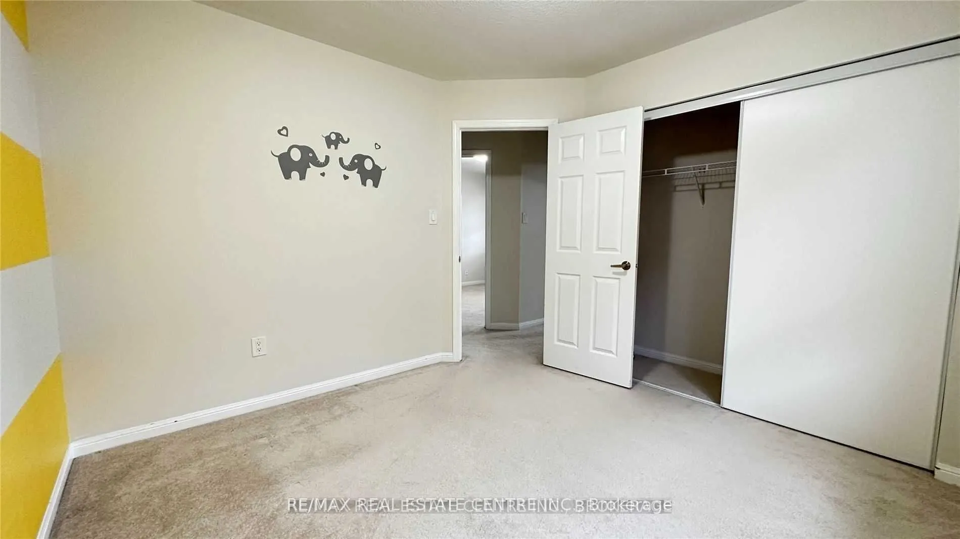 32 Gibbs Road, #UPPER LEVEL