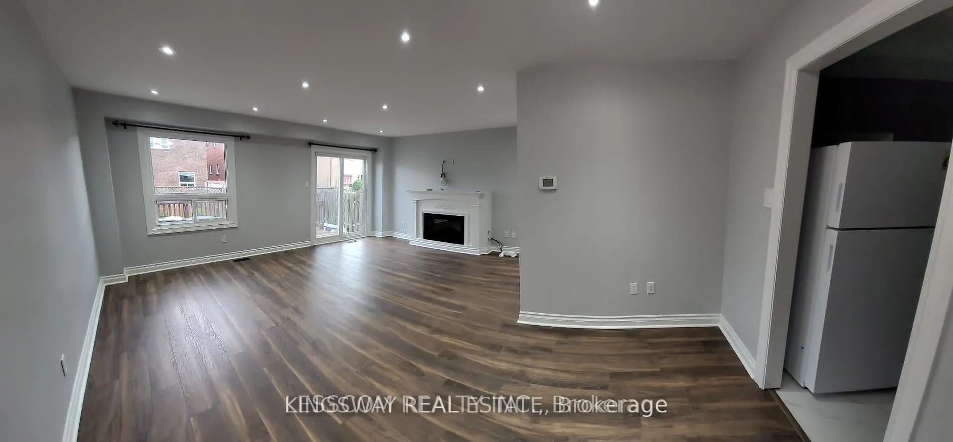 12 Silverstream Road