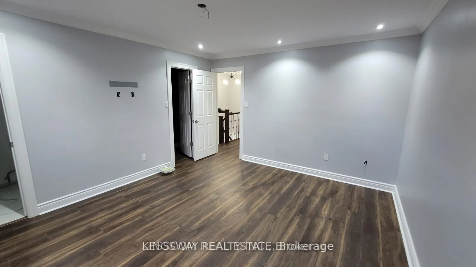12 Silverstream Road