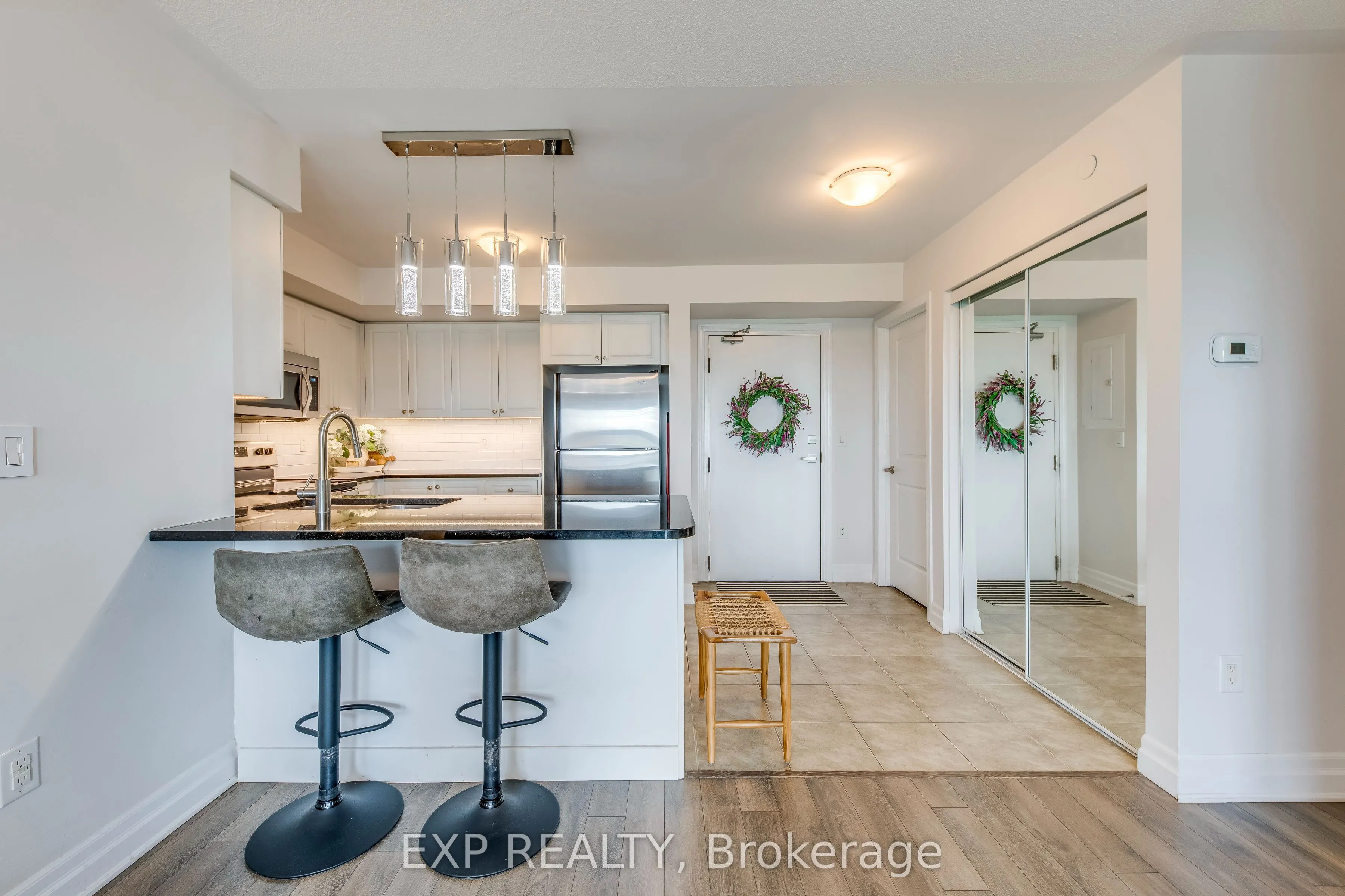 1005 Nadalin Heights, #406