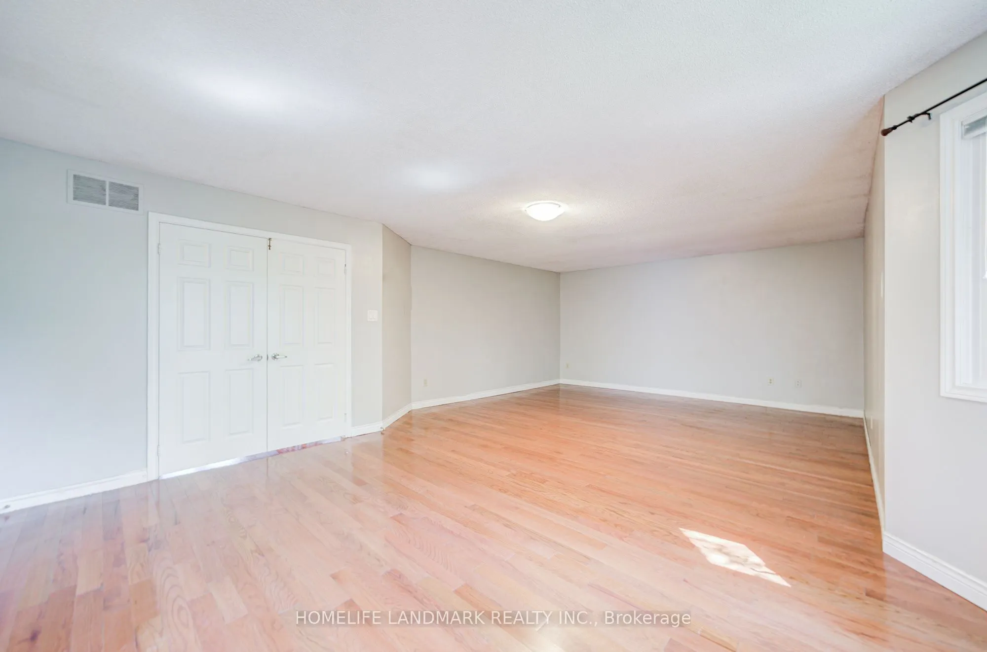 1194 Fairmeadow Trail