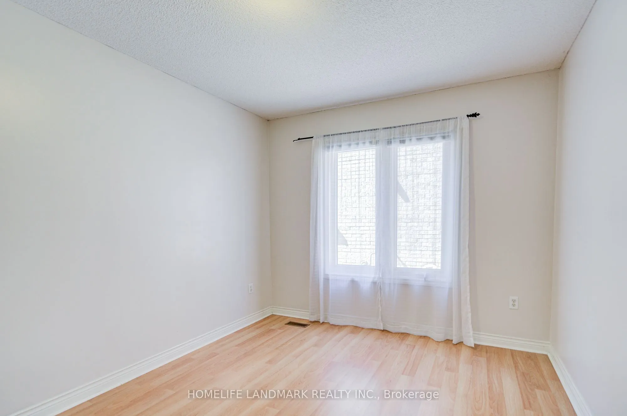 1194 Fairmeadow Trail