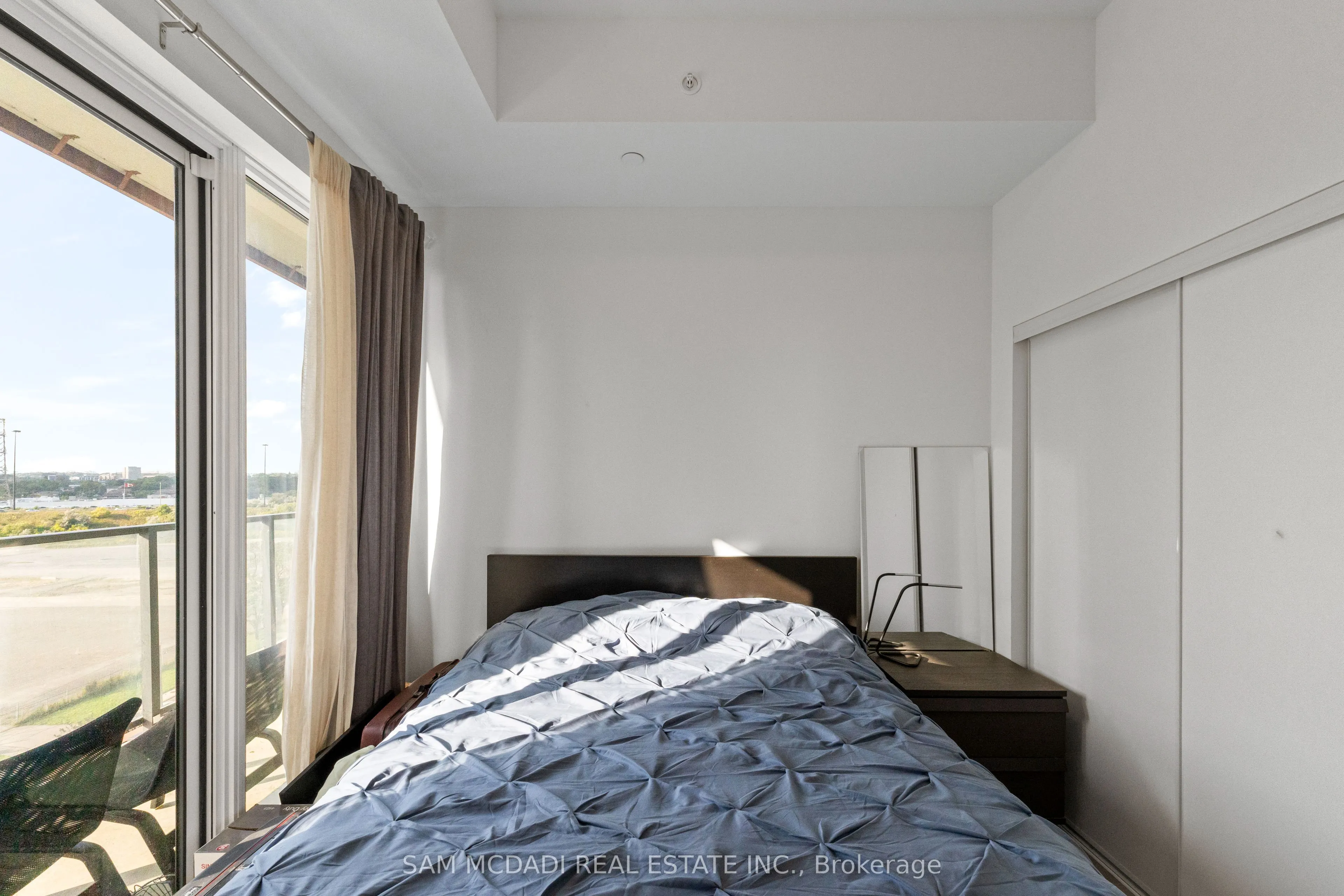 30 Shore Breeze Drive, #1012