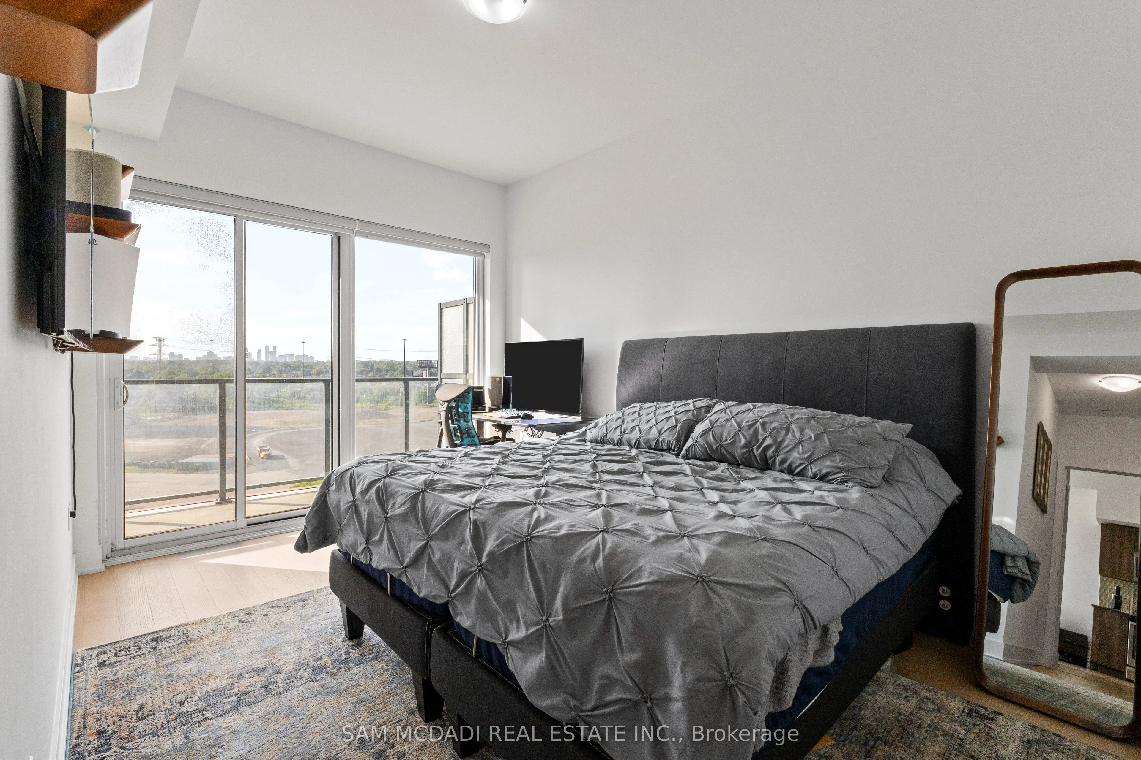 30 Shore Breeze Drive, #1012