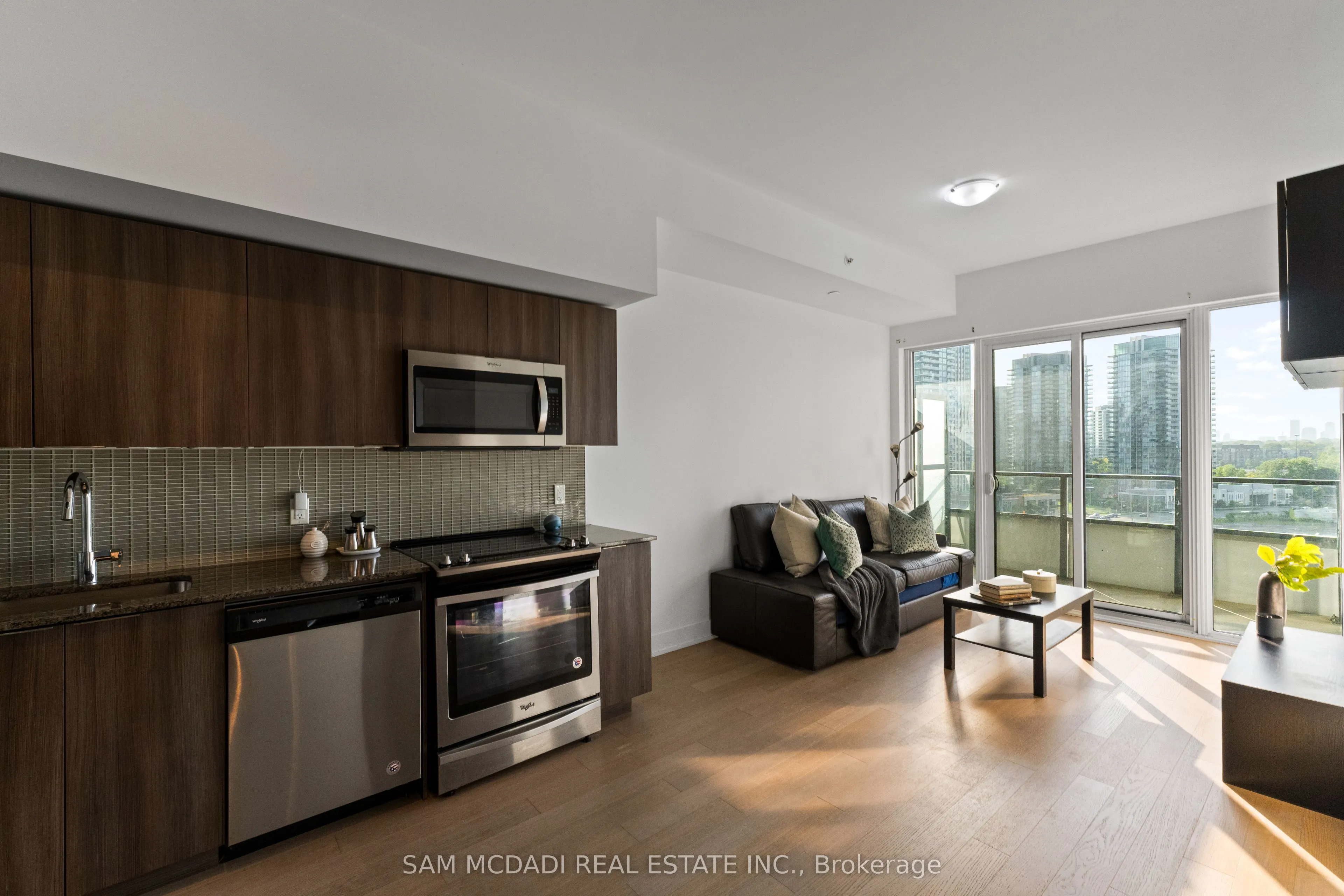 30 Shore Breeze Drive, #1012